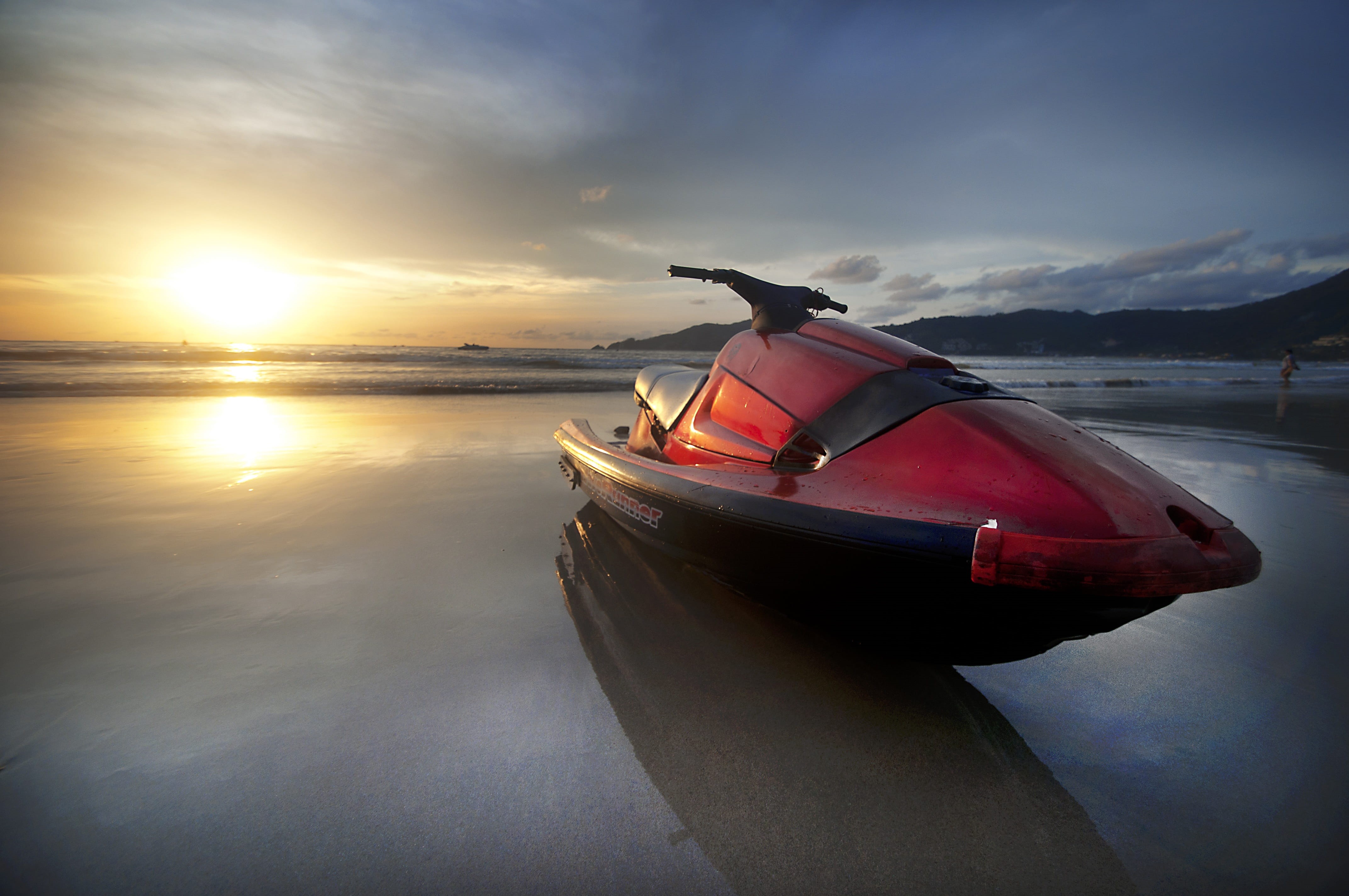 sea, empty, 4K, sports, beauty in nature, jetski, red, tranquility, blue, watercraft, sunset, person, sky, water, mode of transportation, tourism, speed, HD Wallpaper