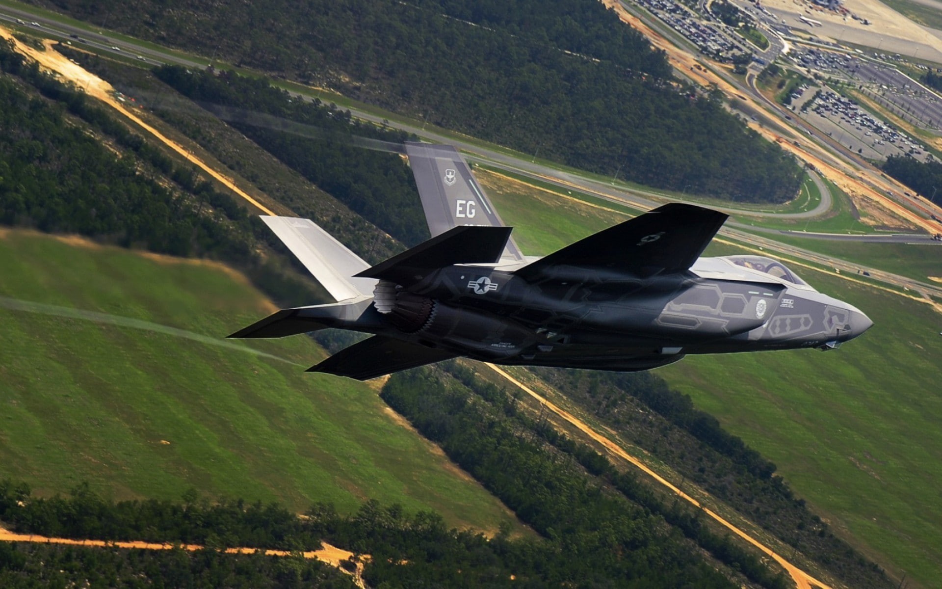 flying, nature, transportation, aircraft, environment, 1080P, day, on the move, field, no people, motion, mid-air, aerospace industry, land, military, HD Wallpaper