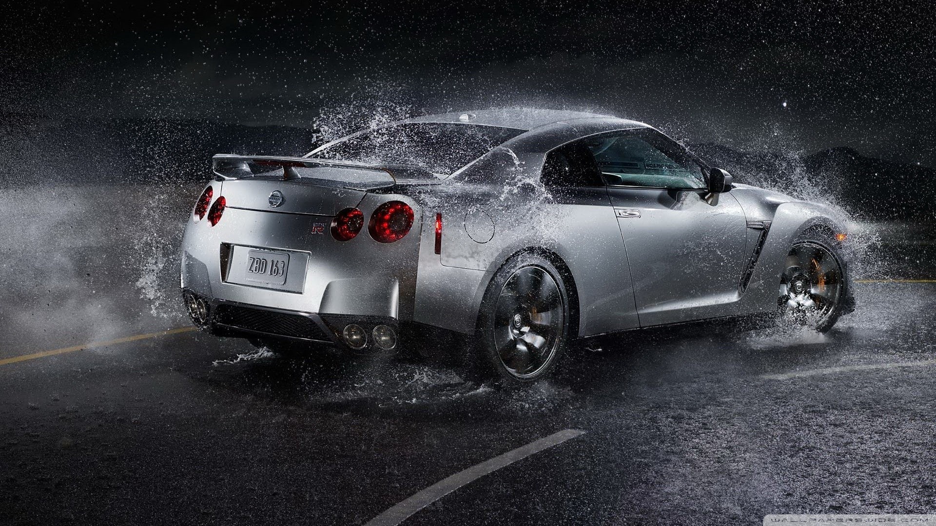 splashing, mode of transportation, motor vehicle, road, accidents and disasters, breaking, sport, red, 1080P, motion, traffic accident, car, water, land vehicle, HD Wallpaper