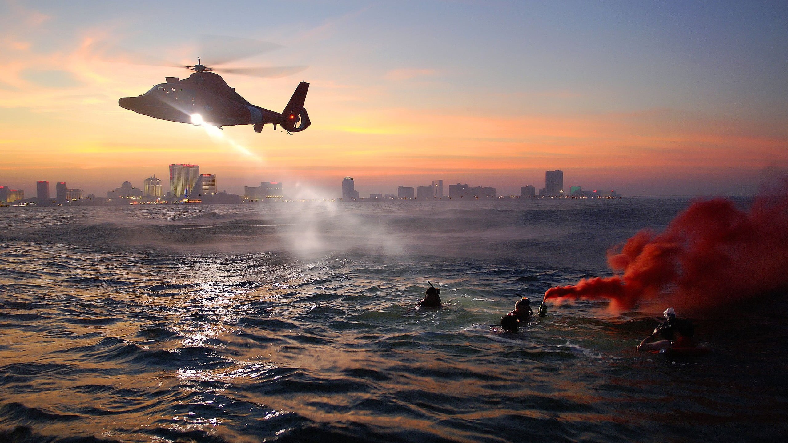 New York City, skyscraper, building, helicopter, sea, outdoors, travel destinations, cloud - sky, built structure, 2K, silhouette, motion, military, cityscape, HD Wallpaper