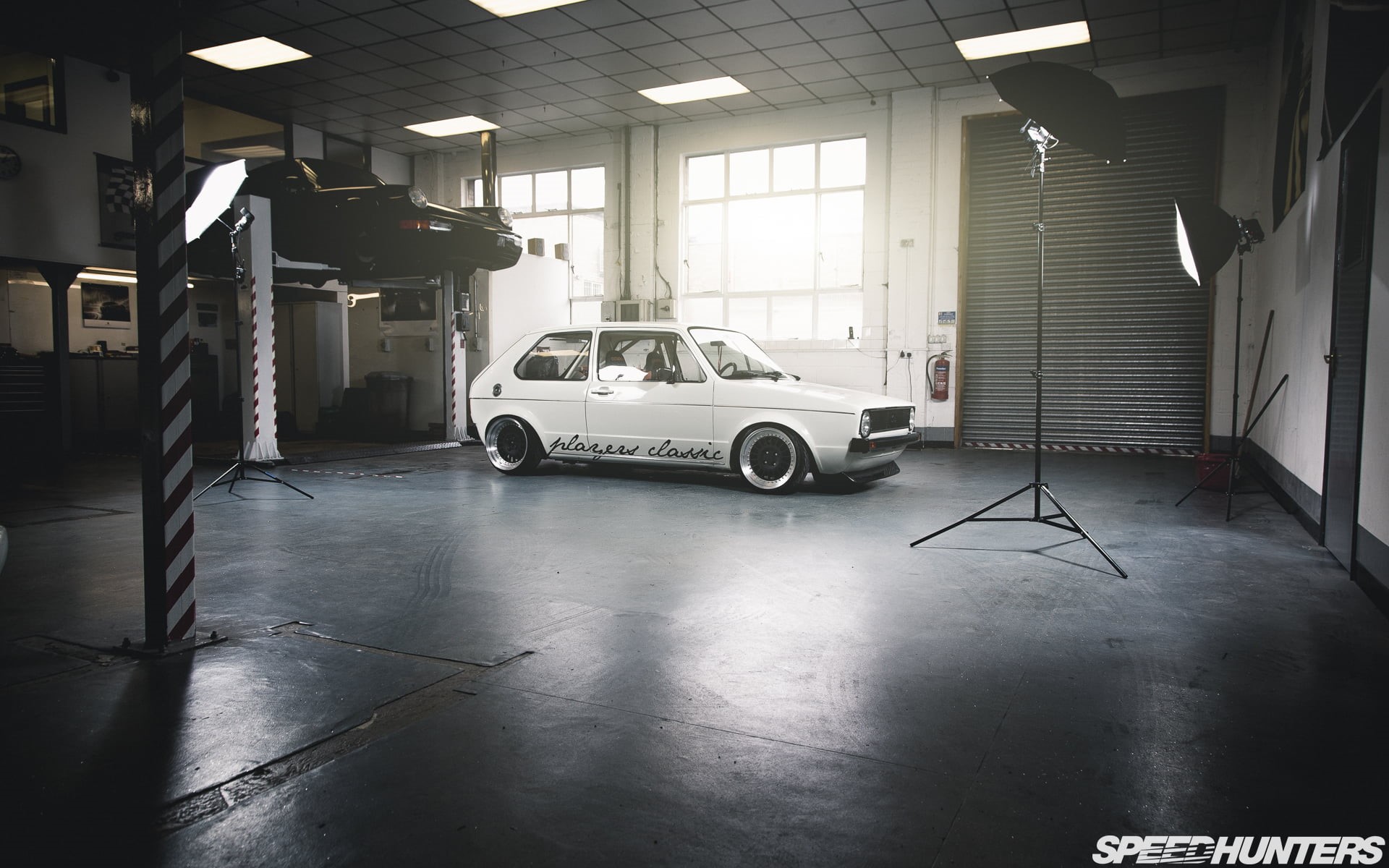golf, lighting equipment, flooring, door, built structure, indoors, parking, parking lot, 1080P, architecture, land vehicle, Speedhunters, white, building, HD Wallpaper