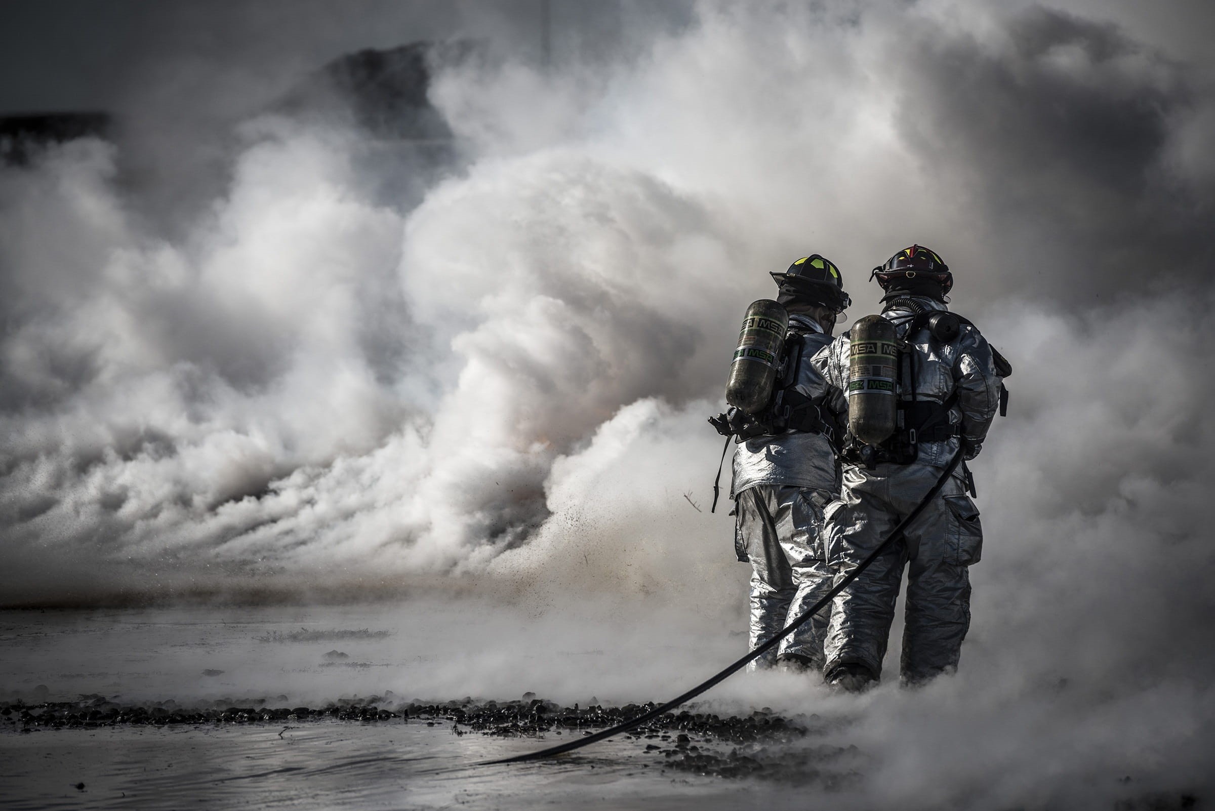 courage, practice, service, occupation, risk, fireman, protection, standing, smoke, emergency services occupation, sign, firefighter, alarm, fire hose, HD Wallpaper