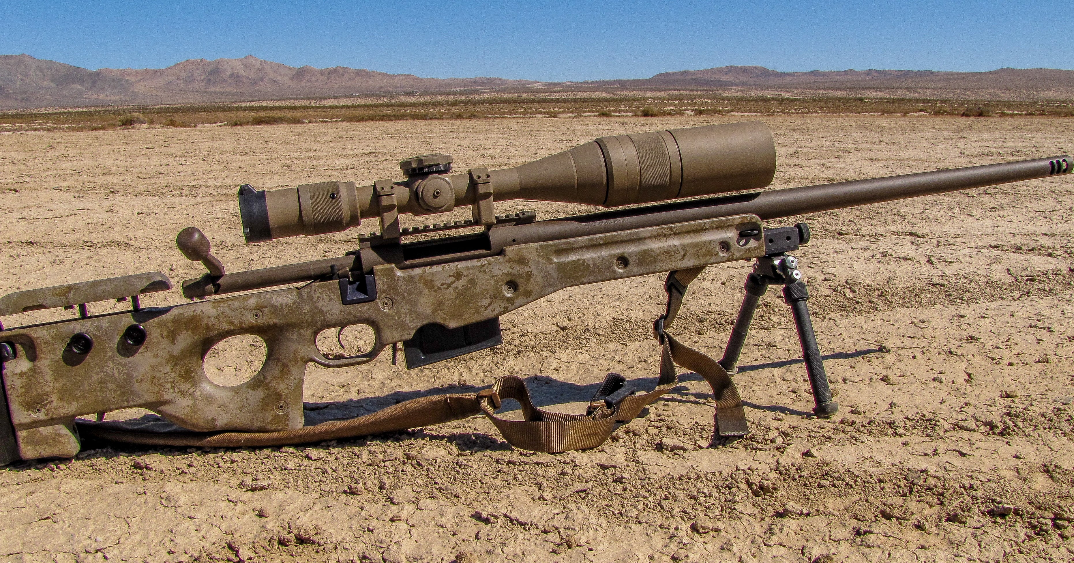 nature, history, field, cannon, desert, 2K, environment, the past, steel, day, outdoors, no people, beige, conflict, rifle, fighting, climate, sniper, HD Wallpaper