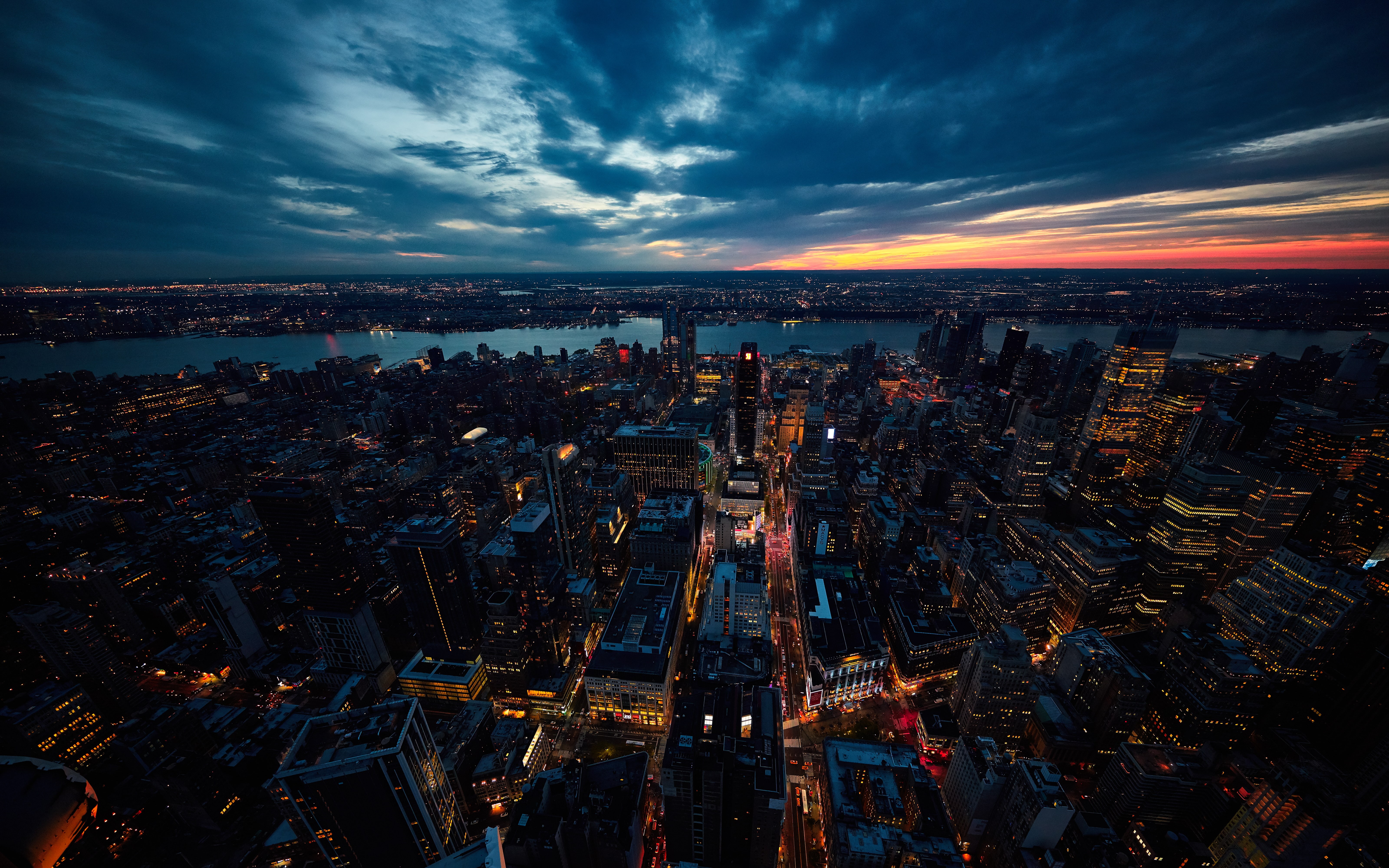empirestatebuilding, apple, skyscraper, 5K, building exterior, crowded, newyorkcity, office building exterior, architecture, travel destinations, darkblue, HD Wallpaper