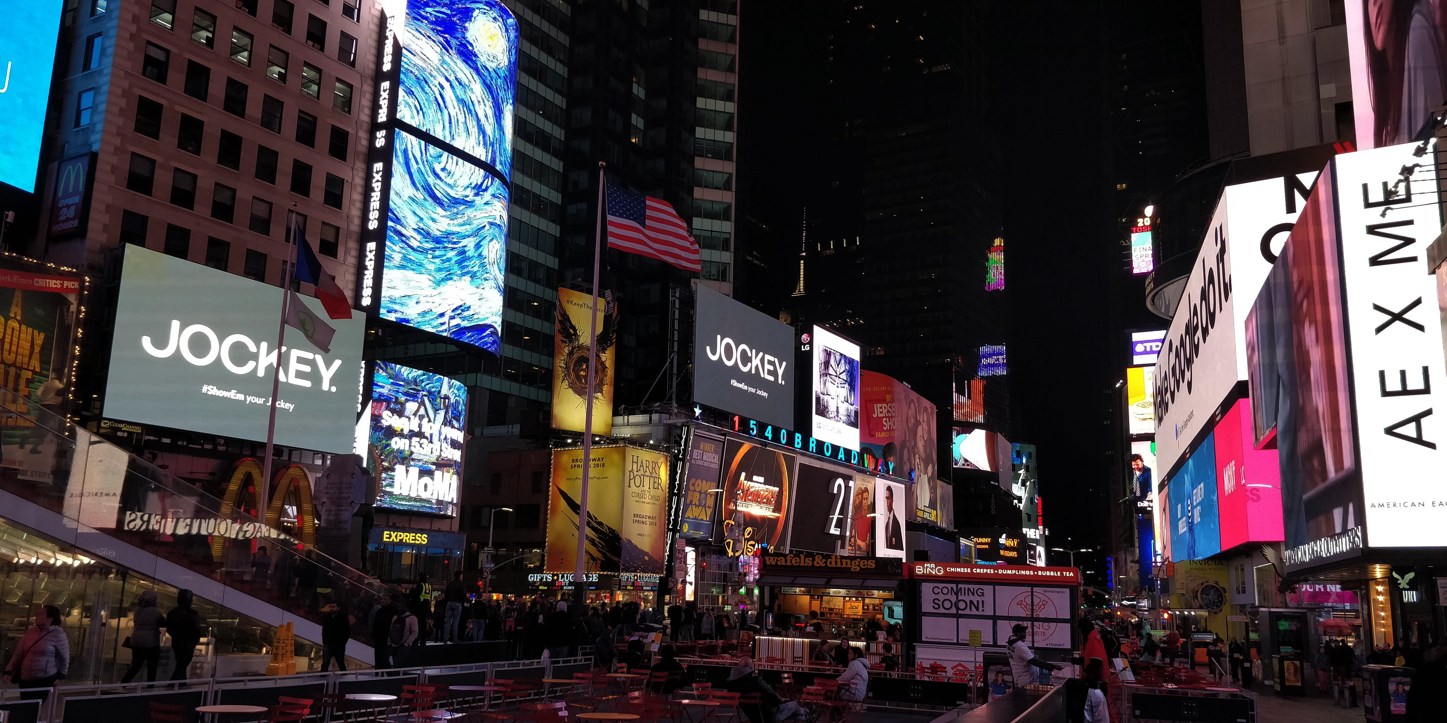cityscape, city, text, modern, sign, skyscraper, urban, non-western script, neon, street, billboard, 4K, city life, united states, ledscreen, commercial sign, HD Wallpaper