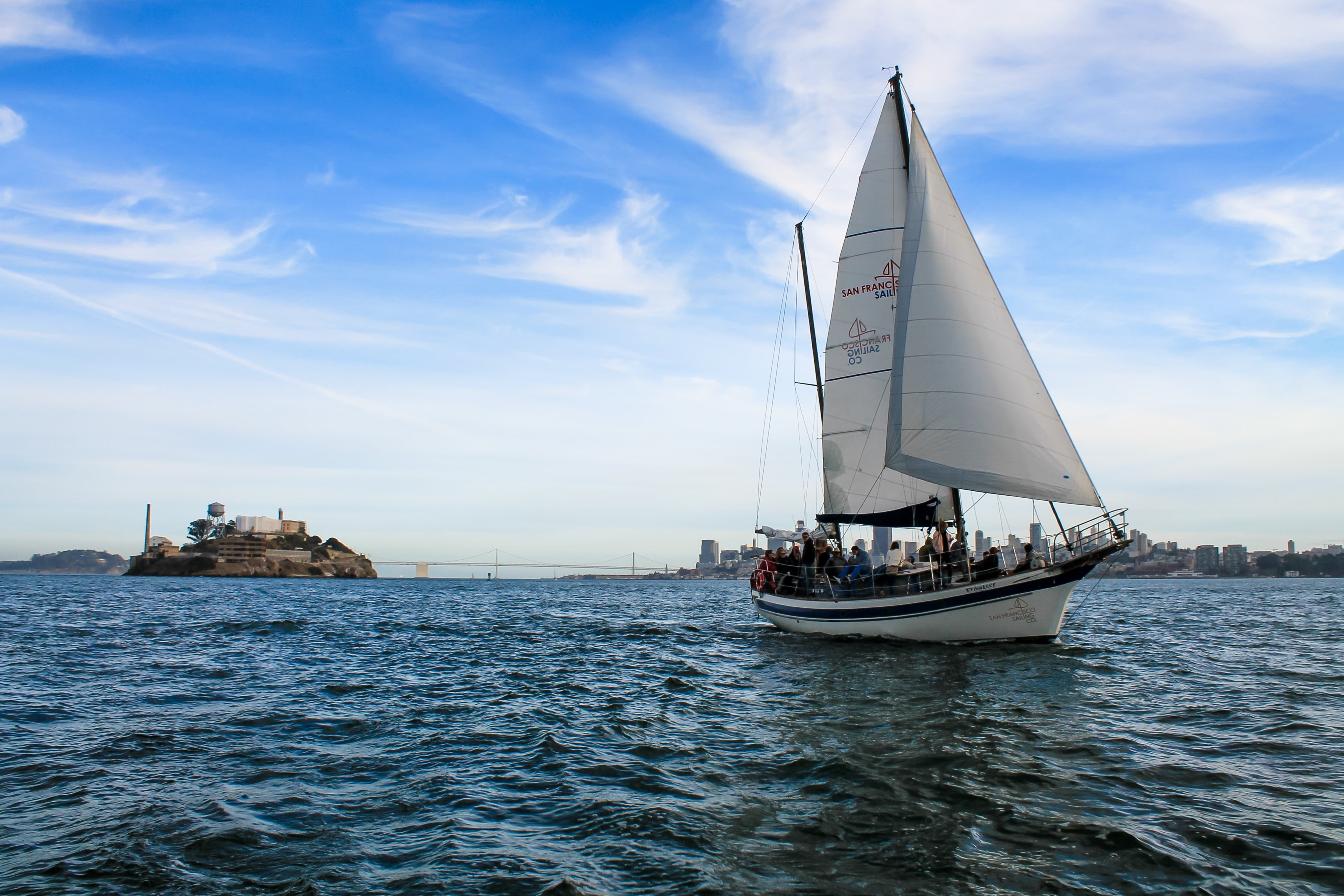 day, wind, waterfront, incidental people, mode of transportation, boating, sail, sky, on the move, yachts, yacht, boat, adventure, dom, buildings, 4K, HD Wallpaper