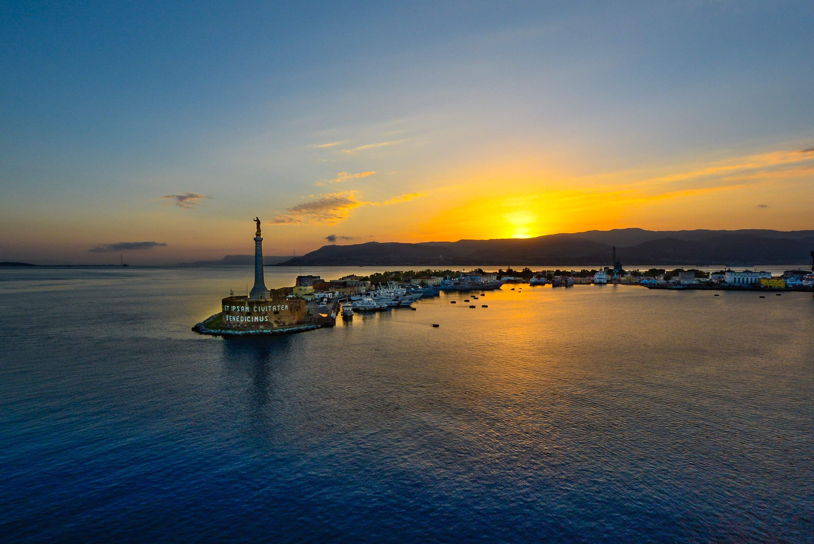 yacht, bay, tranquility, Harbor, photography, idyllic, mode of transportation, lighthouse, beauty in nature, Sicily, scenics - nature, reflection, sailboat, HD Wallpaper