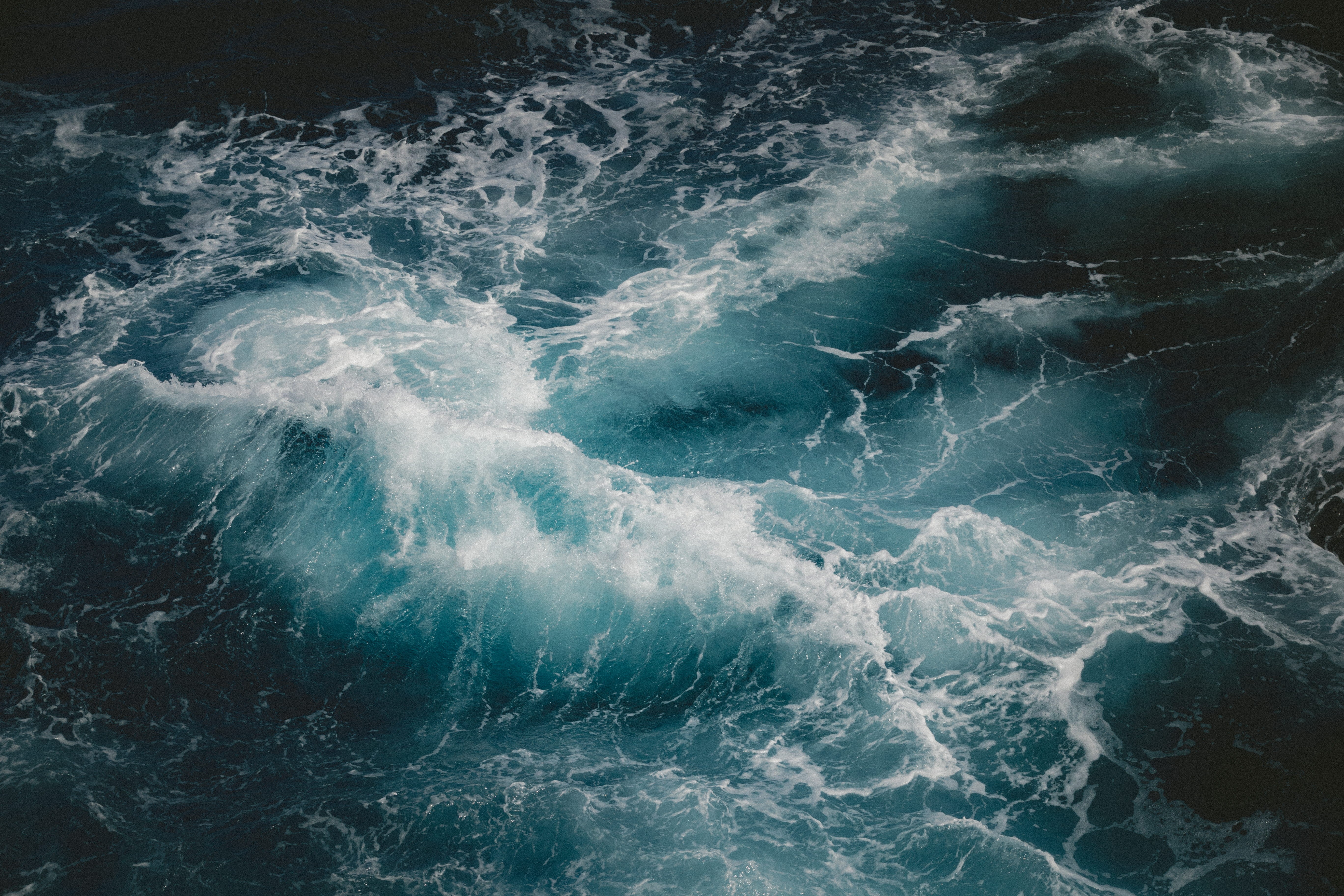 high angle view, close, nature, waves, scenics - nature, day, wave, water, splash, blue, no people, power in nature, aggression, surf, flowing water, sport, HD Wallpaper