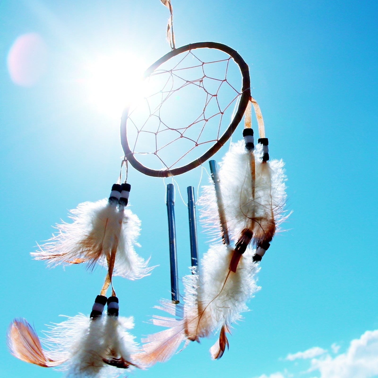 sunlight, 720P, netting, spider web, day, low angle view, traditional, native american, nature, craft product, dreamcatcher, web, craft, spiritual, no people, Phone HD Wallpaper