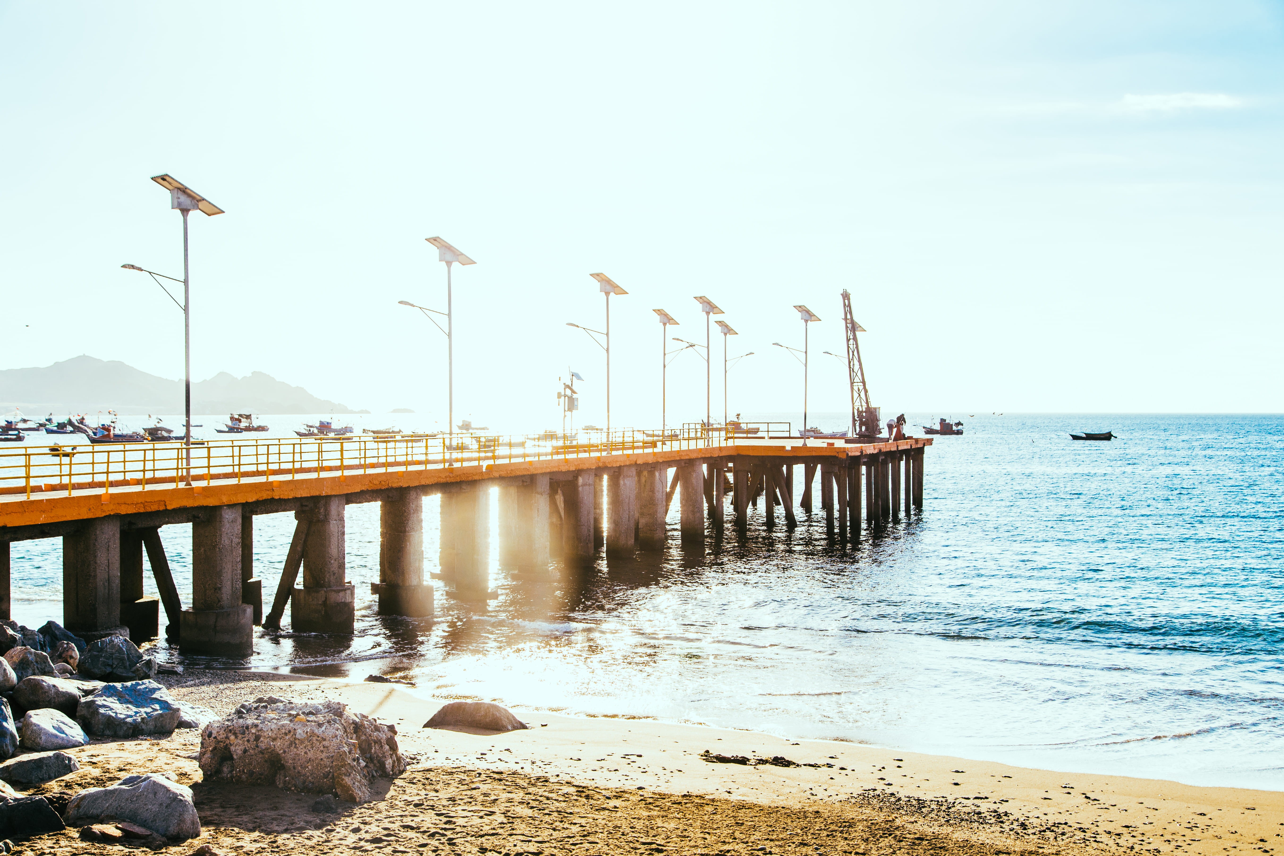 horizon over water, day, outdoors, nature, pier, horizon, scenics - nature, chile, bridge, clear sky, sky, architecture, water, sea, boats, taltal, tranquil scene, HD Wallpaper
