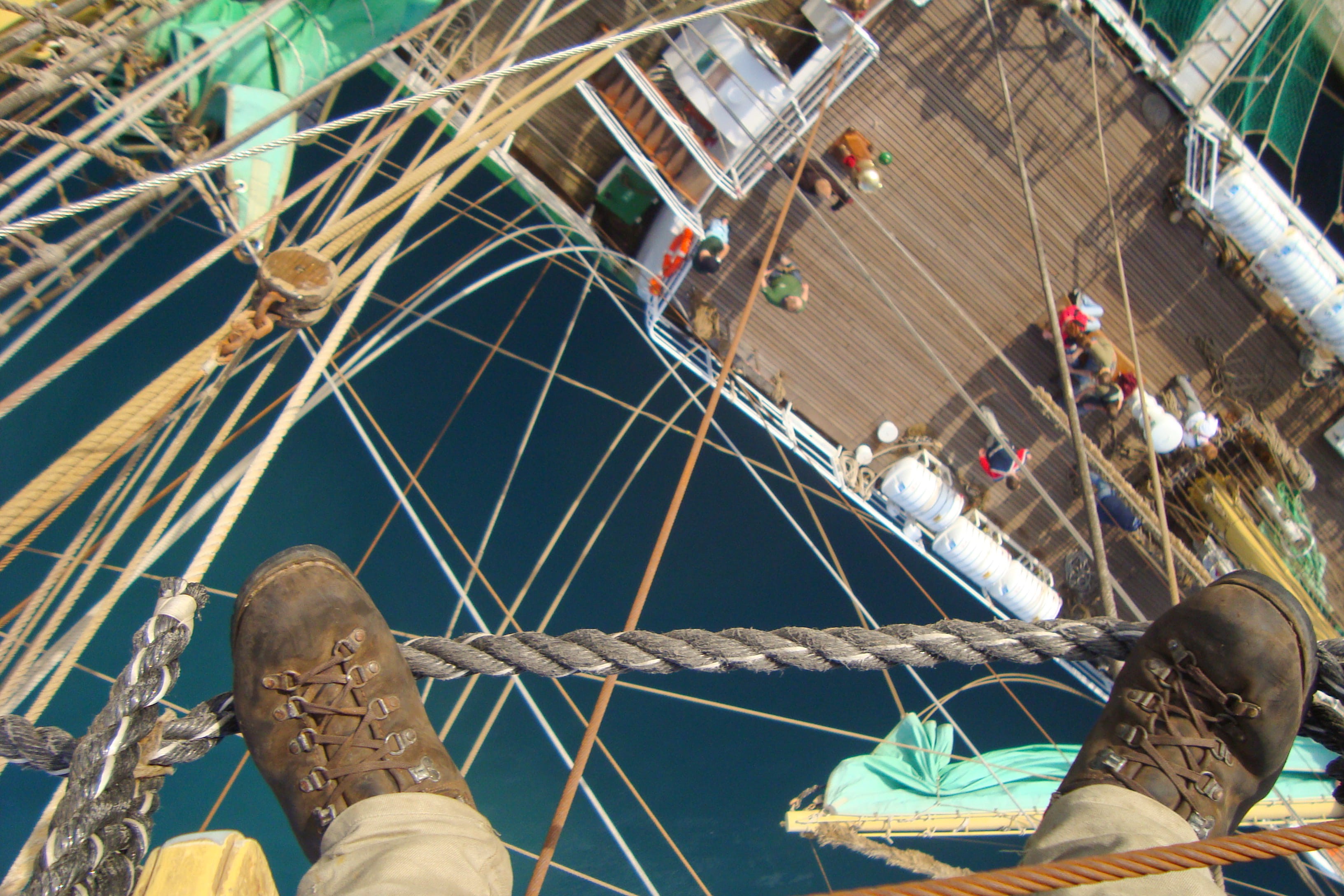 men, human foot, tallship, lifestyles, rope, transportation, built structure, sailing, sailship, marine, personal perspective, low section, human leg, architecture, HD Wallpaper