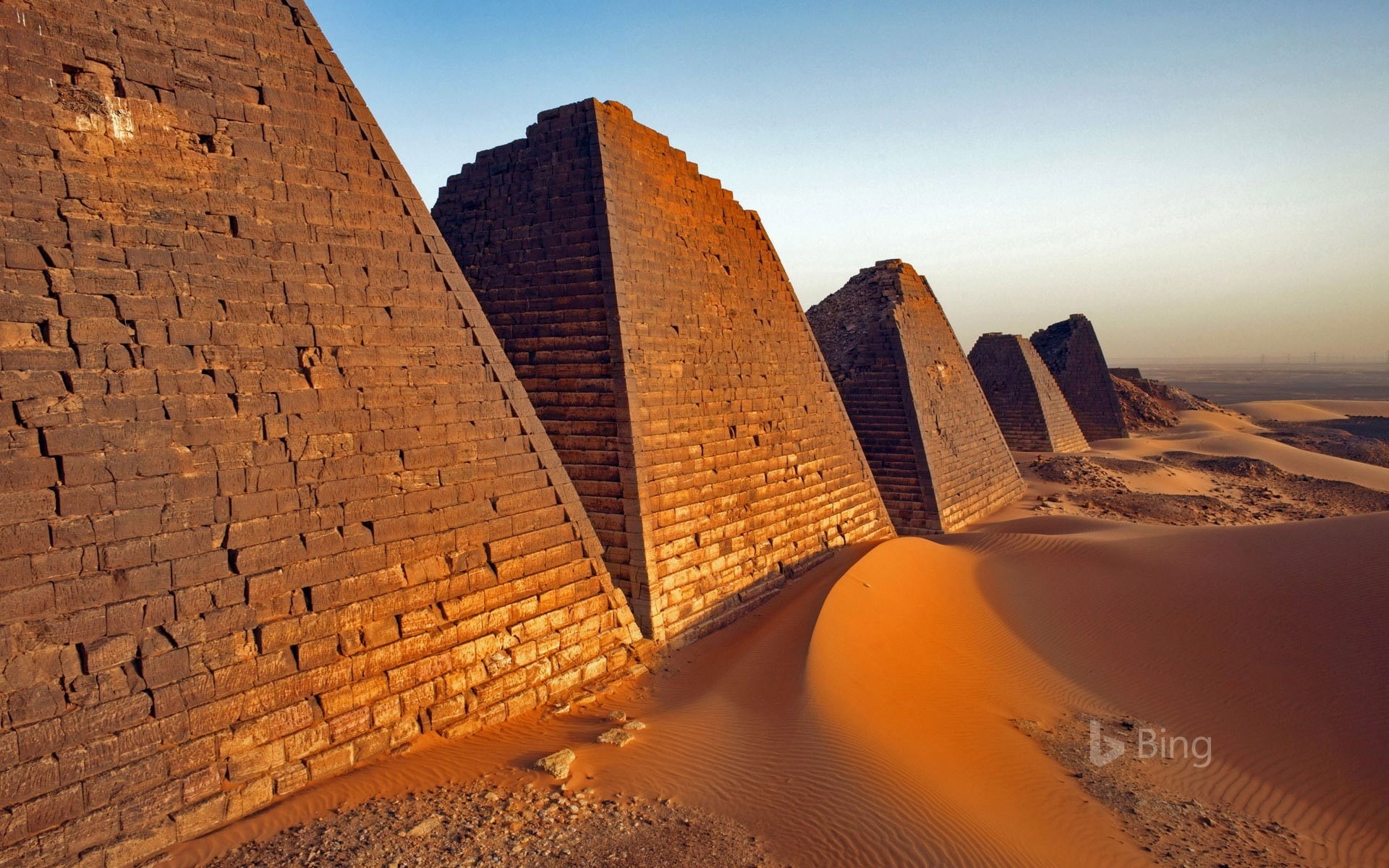 sudan, tourism, meroe, no people, desktop, desert, travel destinations, day, ancient, archaeology, ancient civilization, sky, building exterior, nature, HD Wallpaper