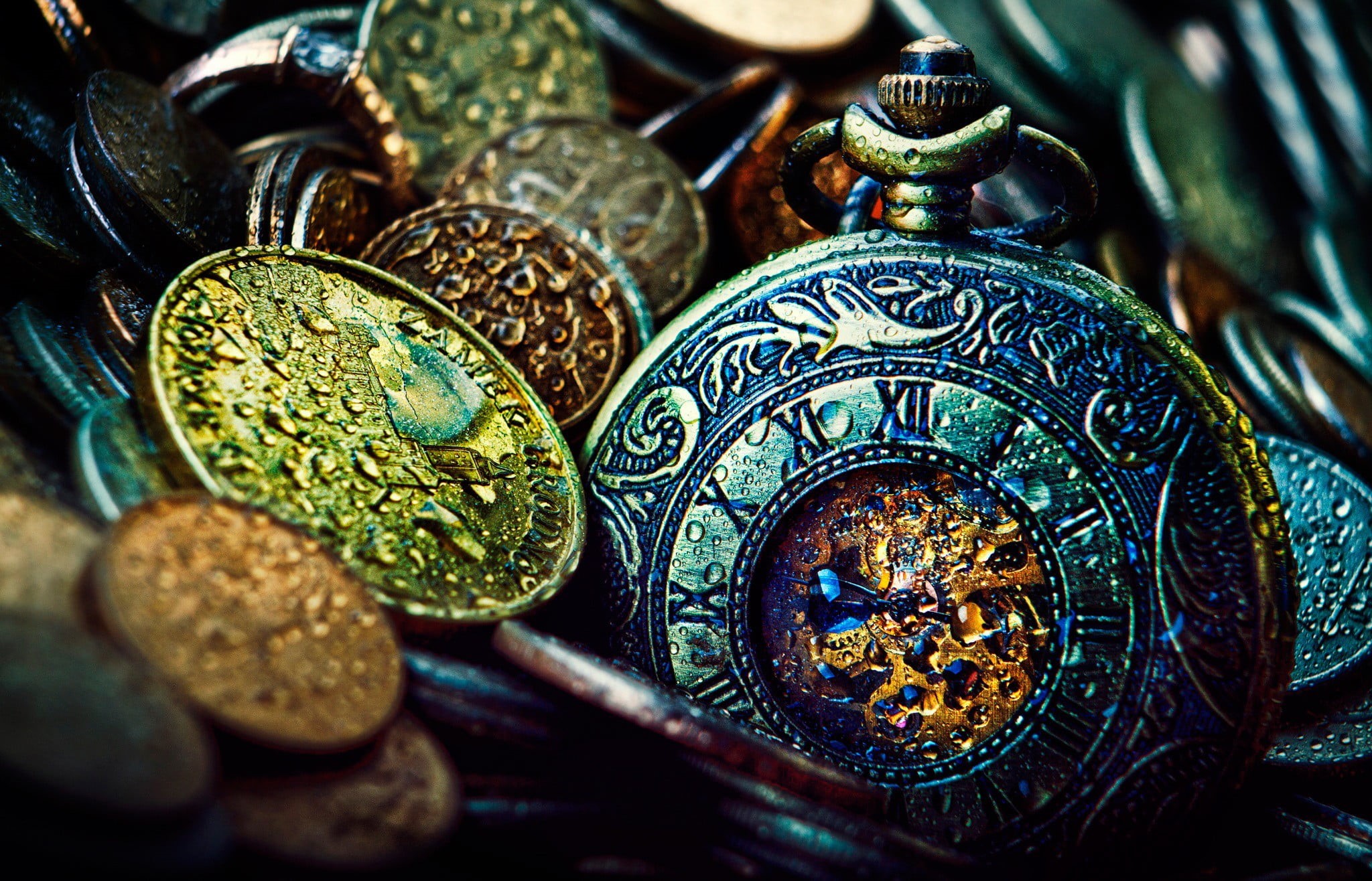 medallions, clocks, large group of objects, closeup, still life, luxury, abundance, finance, copper, gold Colored, photo, pattern, craft, mechanical, no people, HD Wallpaper