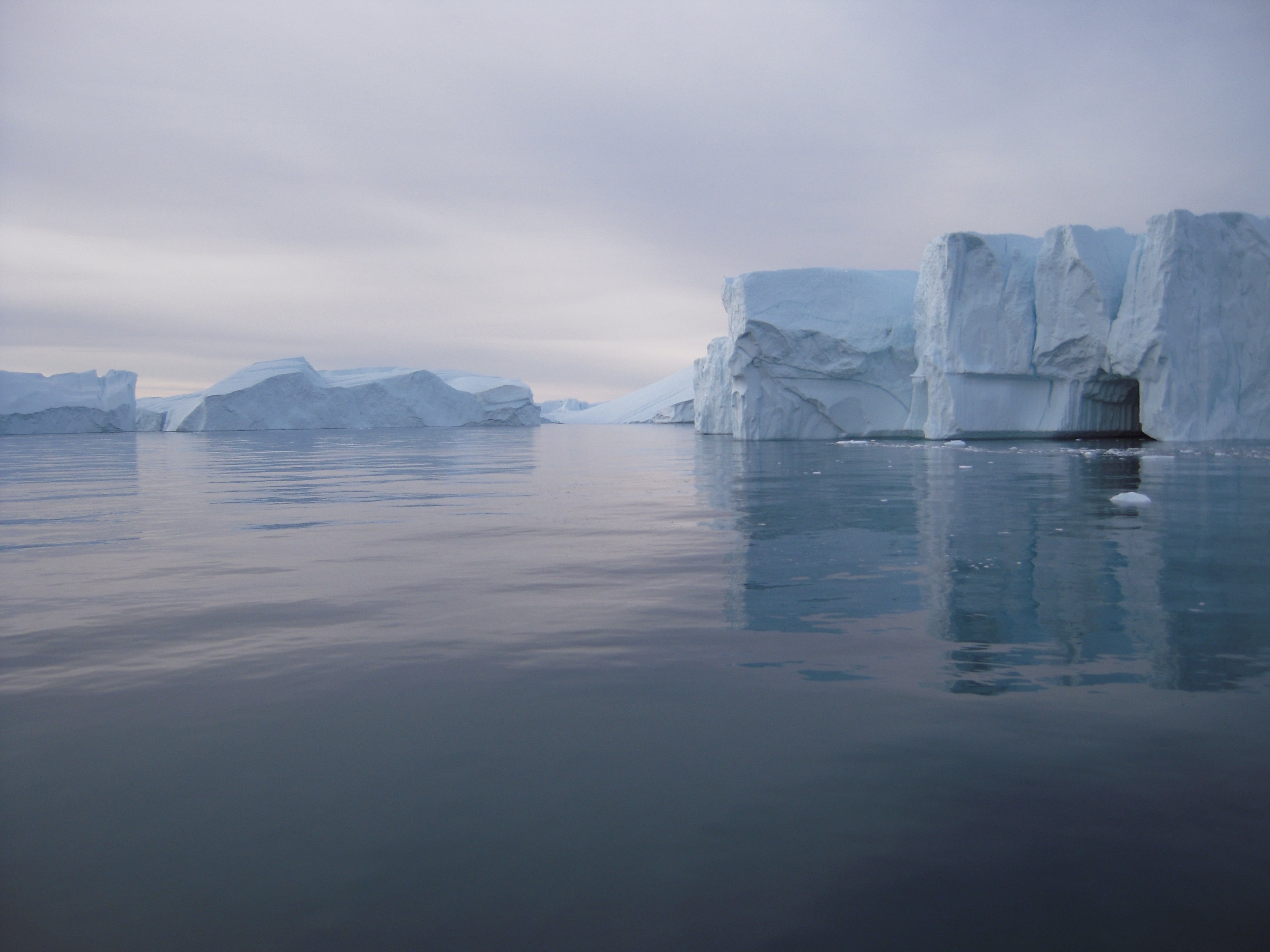 sky, 2K, water, ice, climate, scenics, snow, floating on water, ice Floe, south Pole, environment, cold - Temperature, sea, glitter, greenland, iceberg, HD Wallpaper