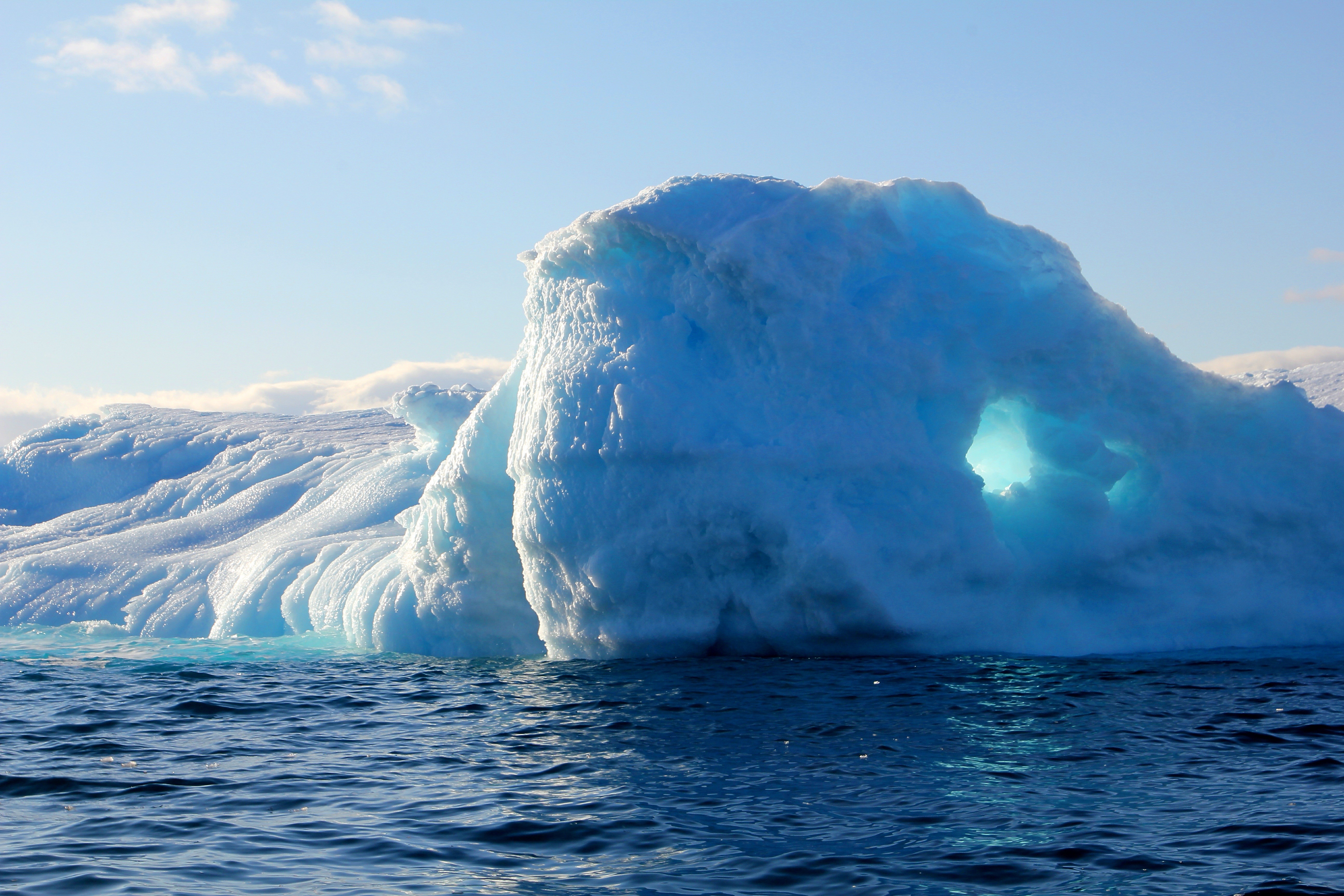cold - Temperature, sea, tranquil scene, winter, water, no people, light, ice, south Pole, glacier, photography, greenland, tranquility, day, melting, white, HD Wallpaper
