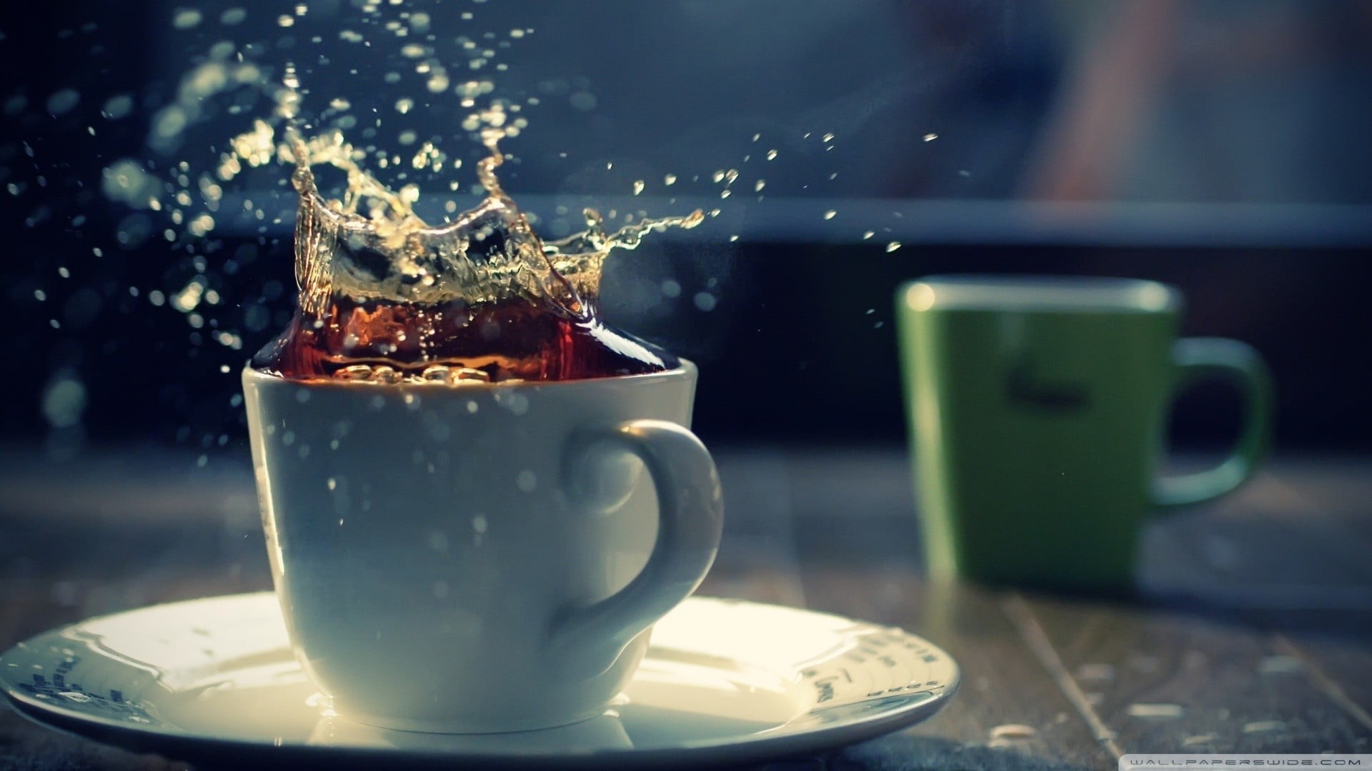 crockery, no people, food and drink, focus on foreground, portable information device, splashes, coffee, coffee cup, cup, non-alcoholic beverage, wireless technology, HD Wallpaper