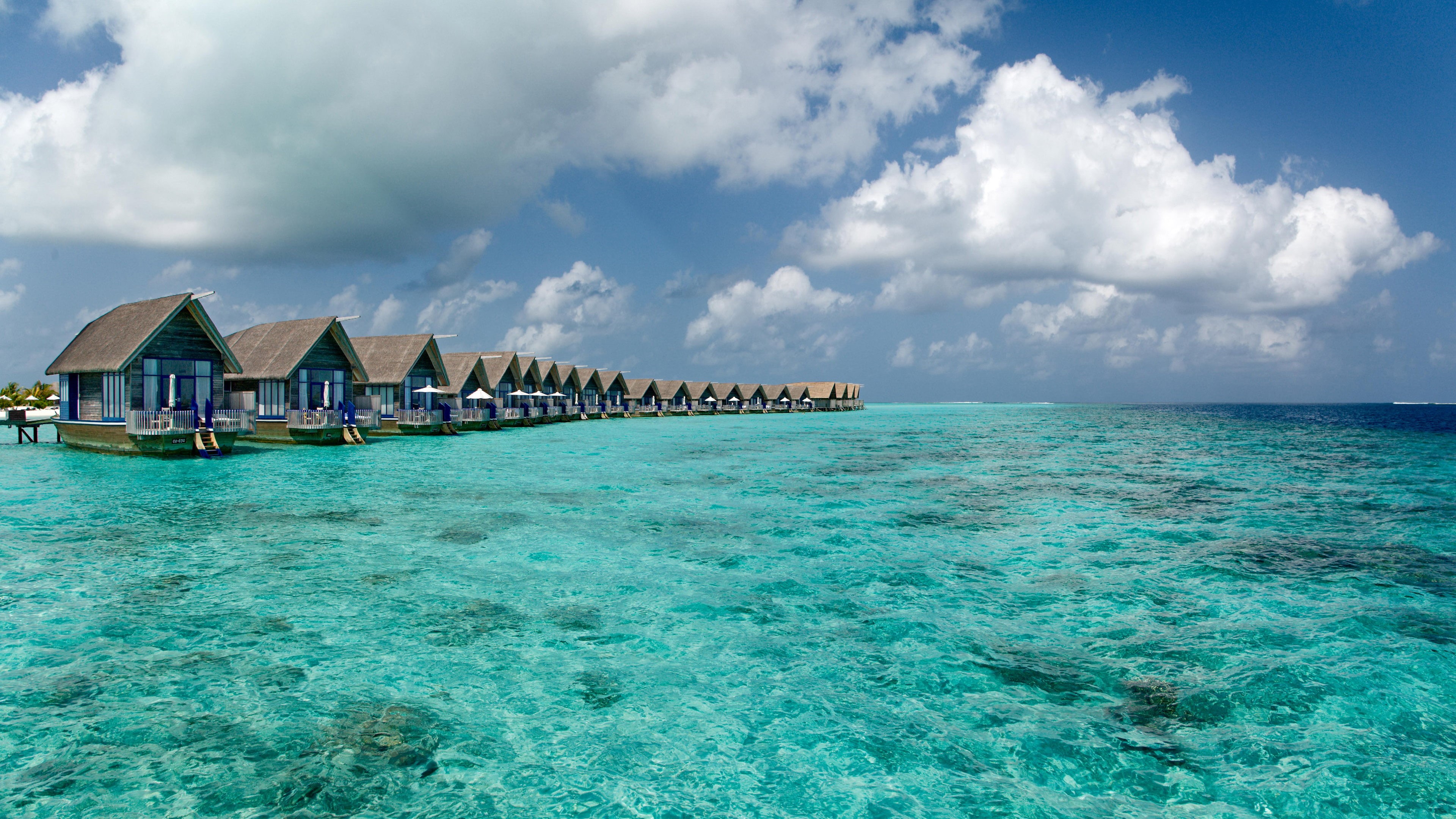 idyllic, building, luxury, destop, beauty in nature, outdoors, island, residential district, nature, no people, sea, tranquil scene, built structure, sky, HD Wallpaper
