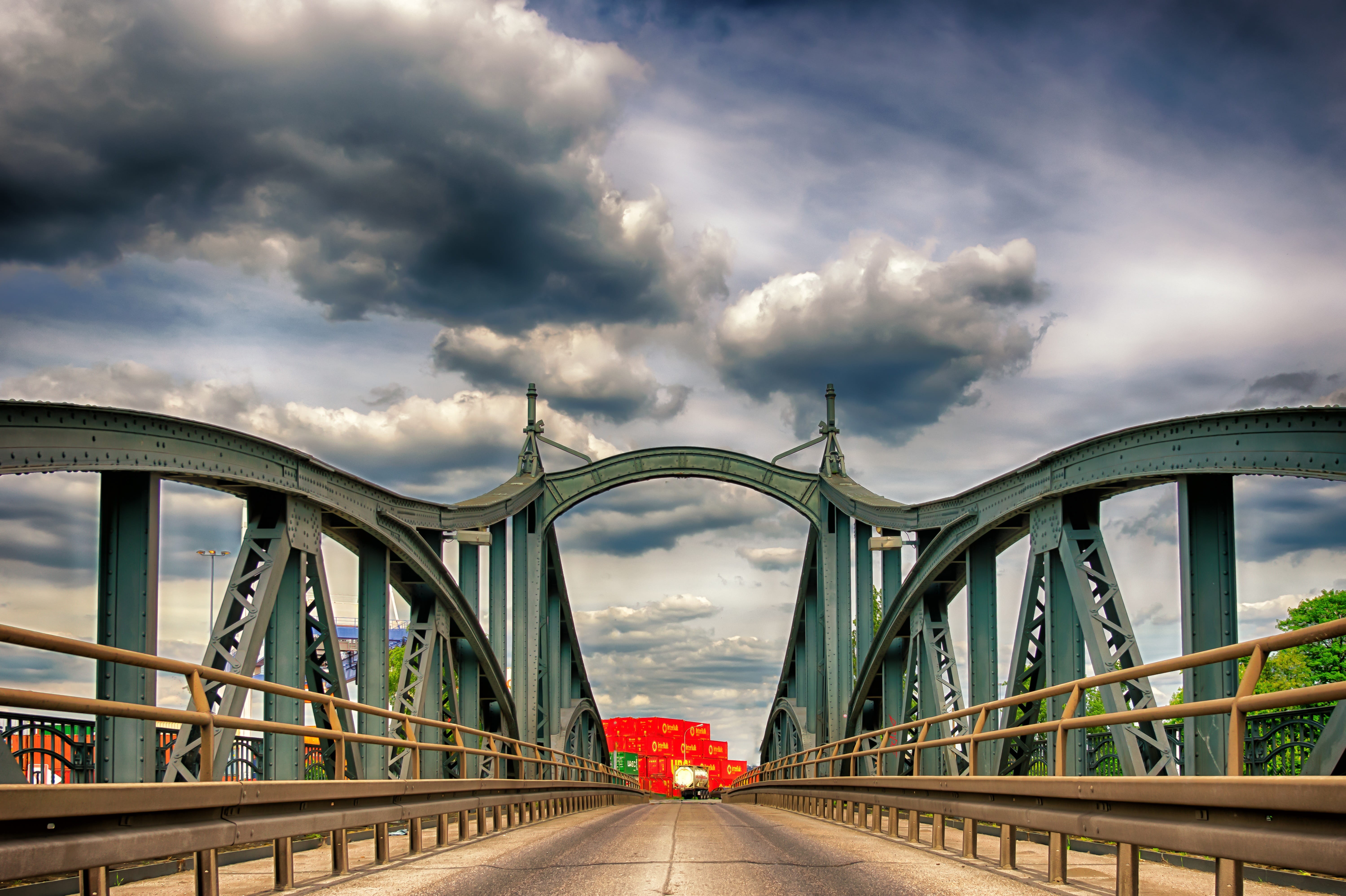 symmetry, asphalt, famous Place, gray, empty, crash barriers, germany, outdoors, away, highway, traffic, railing, connection, building, 5K, concrete, bridge - Man Made Structure, HD Wallpaper