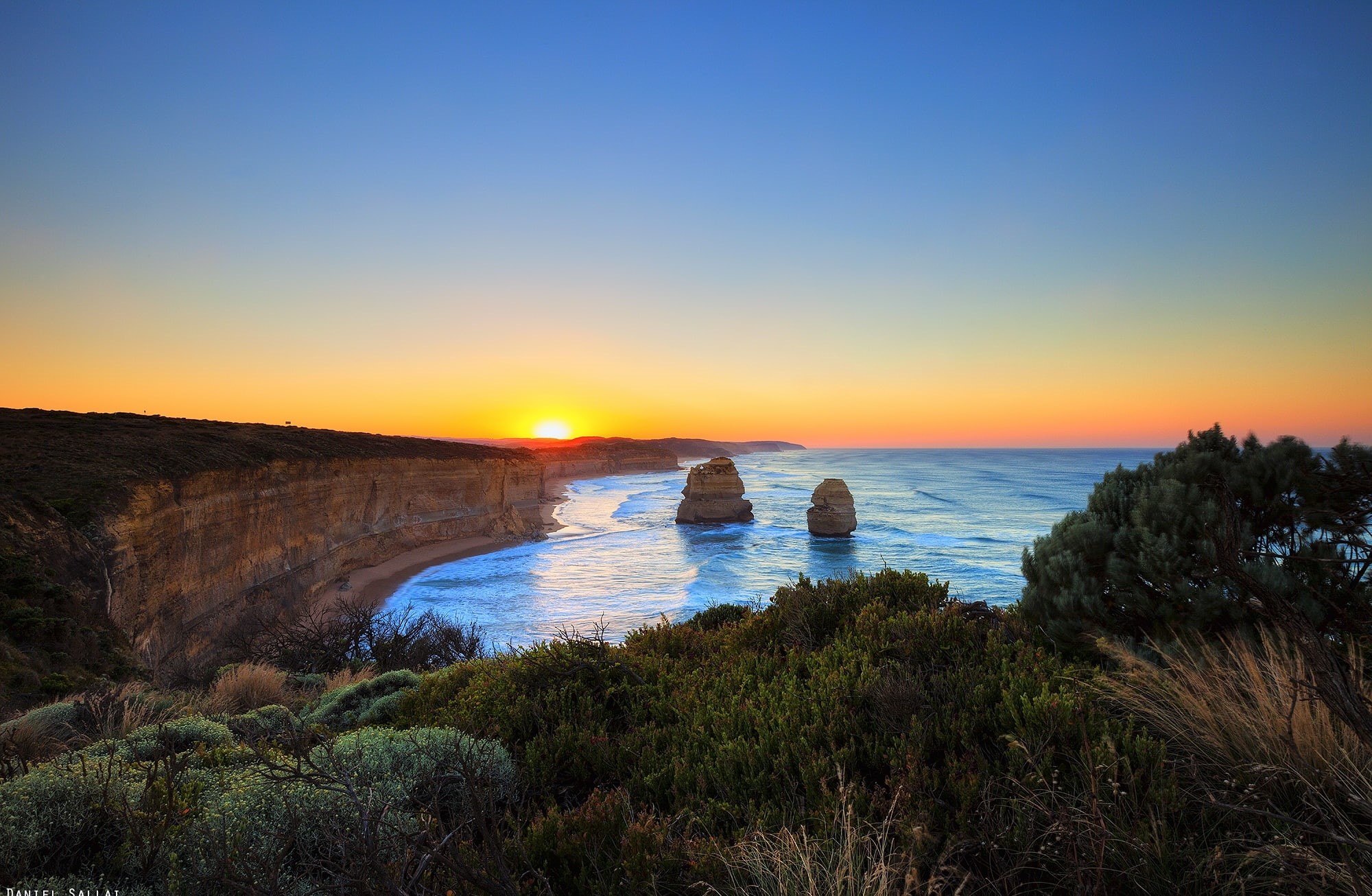 cliff, stunning, Coast, stack, scenics - nature, tranquility, Great Ocean Road, Victoria, horizon over water, beauty in nature, Amazing, Nature, brown, HD Wallpaper