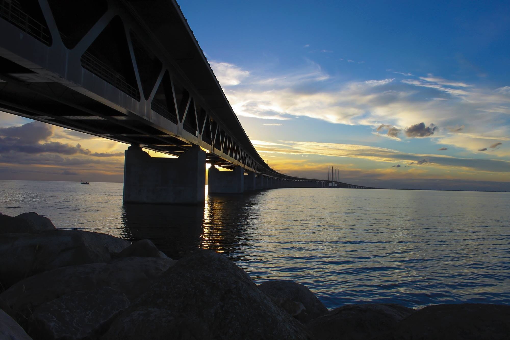 blue, tranquil scene, 1080P, Öresund Bridge, Bracket, connection, architectural column, bay, scenics - nature, built structure, the öresund bridge, architecture, HD Wallpaper