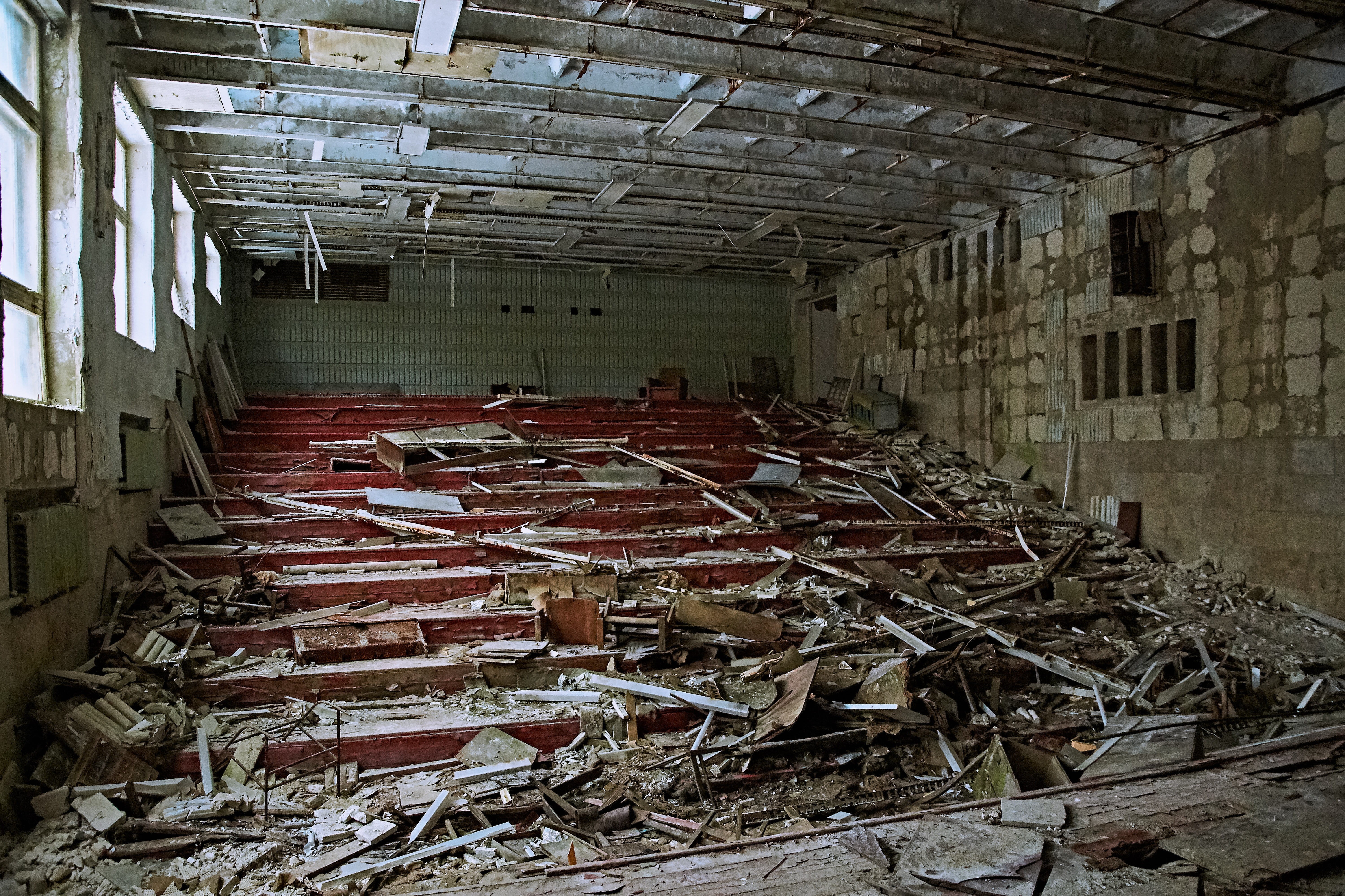 ussr, obsolete, architecture, decline, day, aged, ceiling, large group of objects, run-down, industry, destruction, old, indoors, stalker, theatre, radioactive, HD Wallpaper