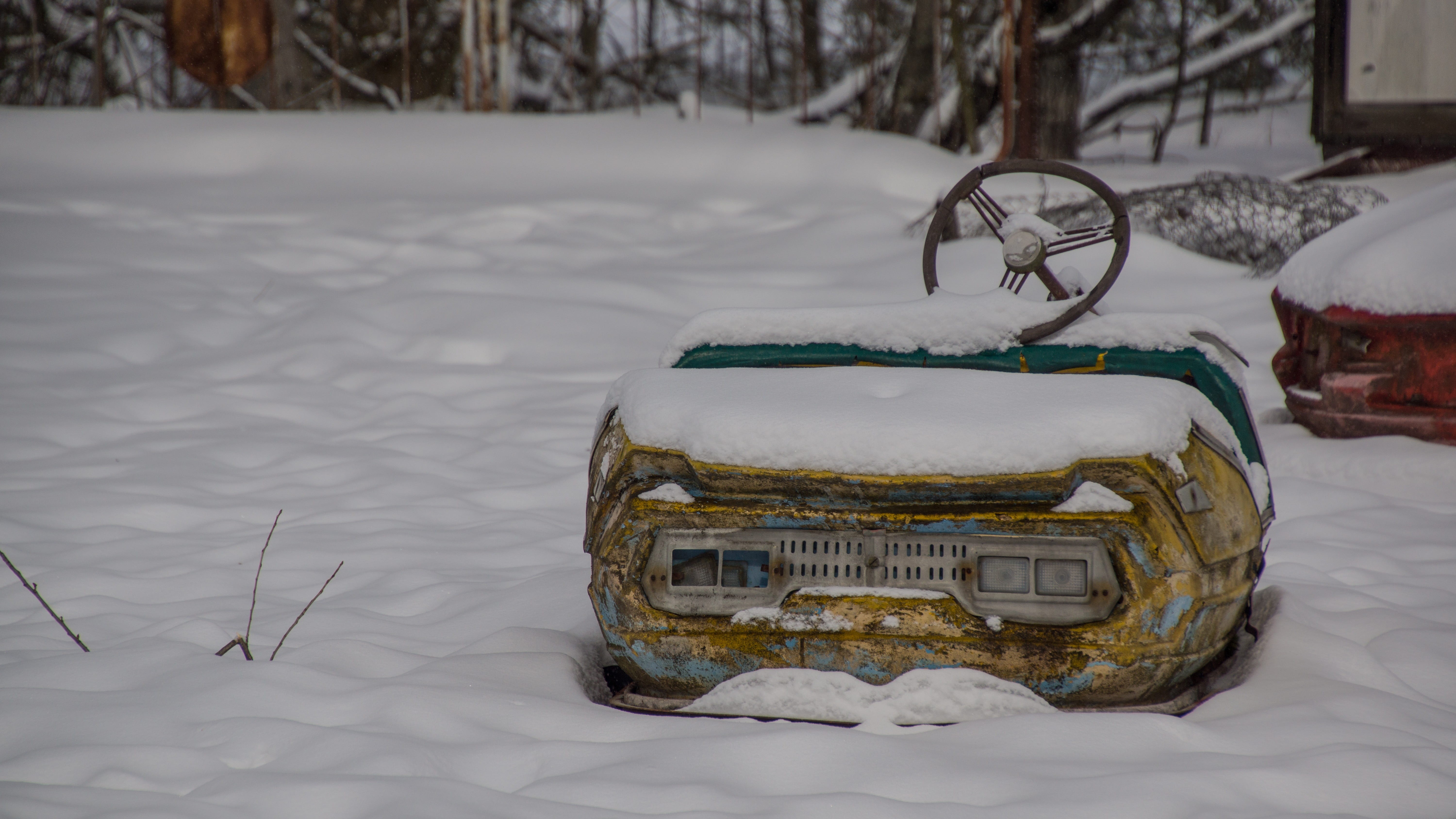 chernobyl, ukraine, nature, theme park, childhood, covering, white color, cold temperature, day, no people, ussr, focus on foreground, derelict, funfair, HD Wallpaper
