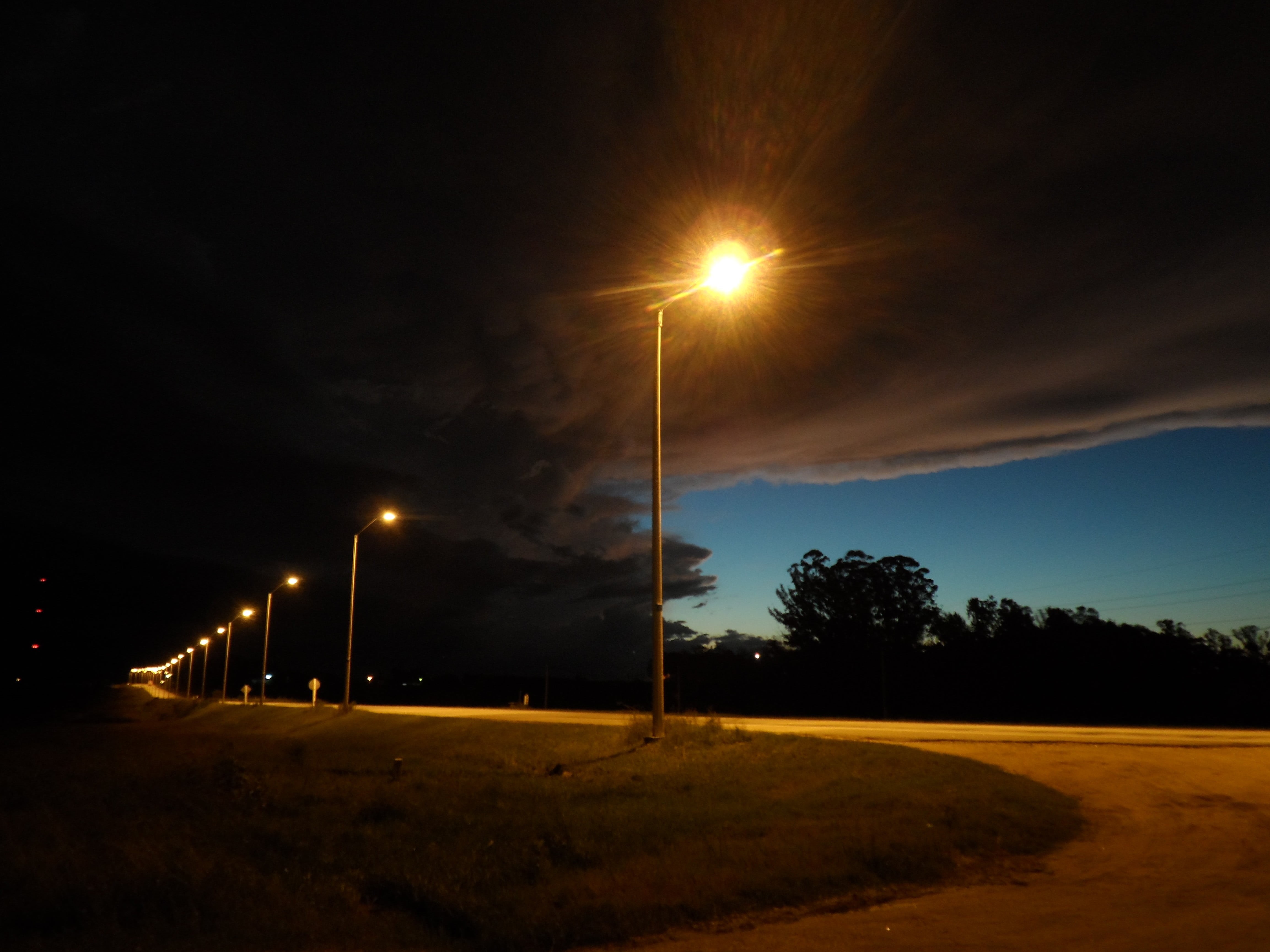 black, 4K, Uruguay , lantern, absence, night, no people, street, lighting equipment, illuminated, floodlight, monitor, tranquility, flat, outdoors, sport, HD Wallpaper
