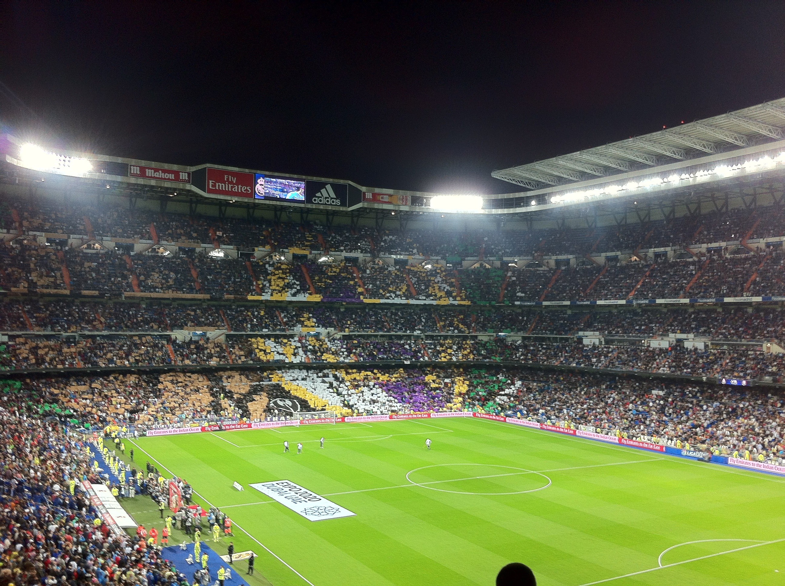 football, team sport, spain, sky, santiago bernabeu, nighttime, football stadium, group of people, soccer, lighting equipment, gallery for the public, outdoors, HD Wallpaper