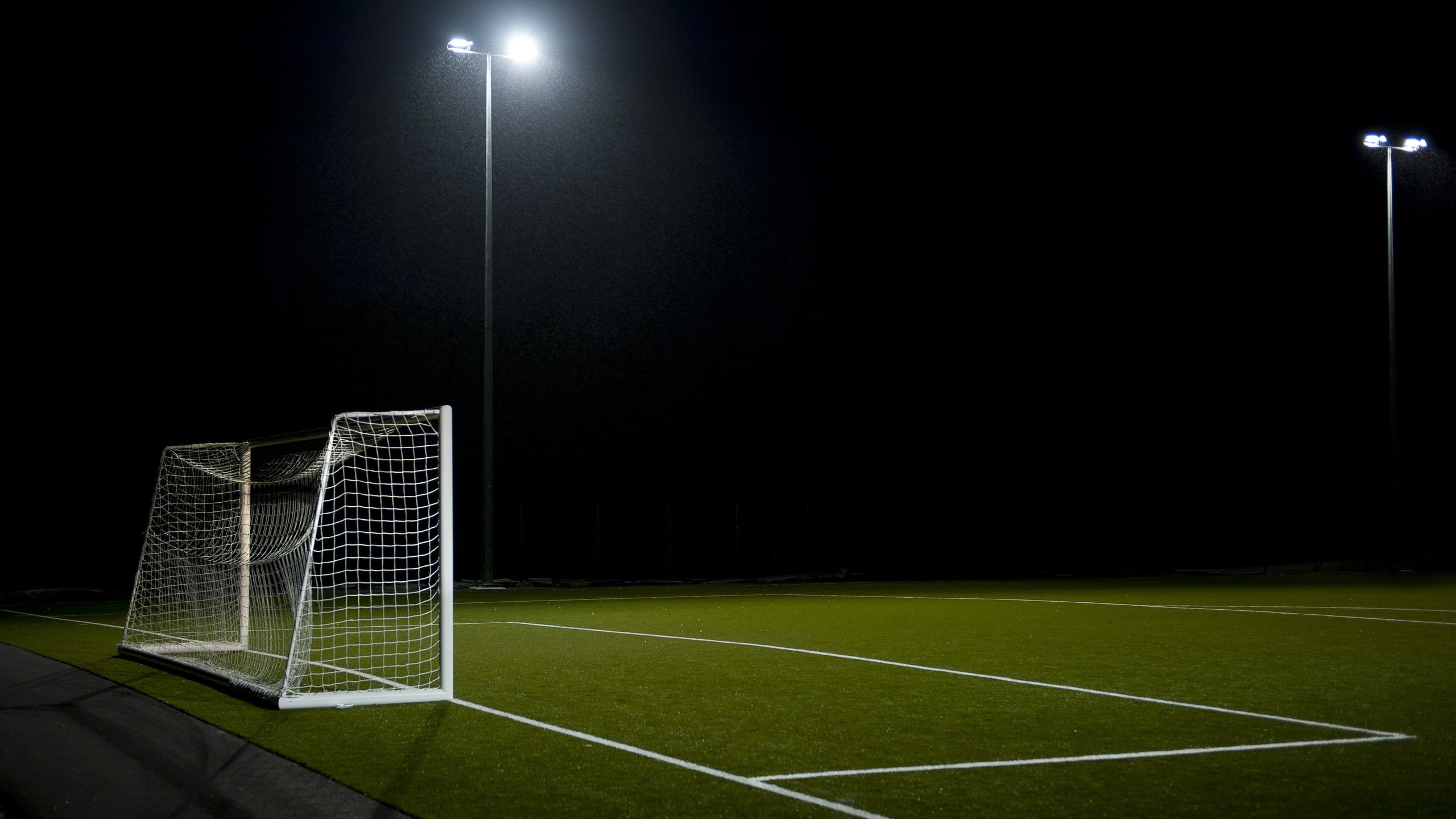 night, goal, grass, sport, turf, sports And Fitness, 2K, soccer goal, floodlight, soccer, sports Equipment, stadium, absence, net - Sports Equipment, field, HD Wallpaper