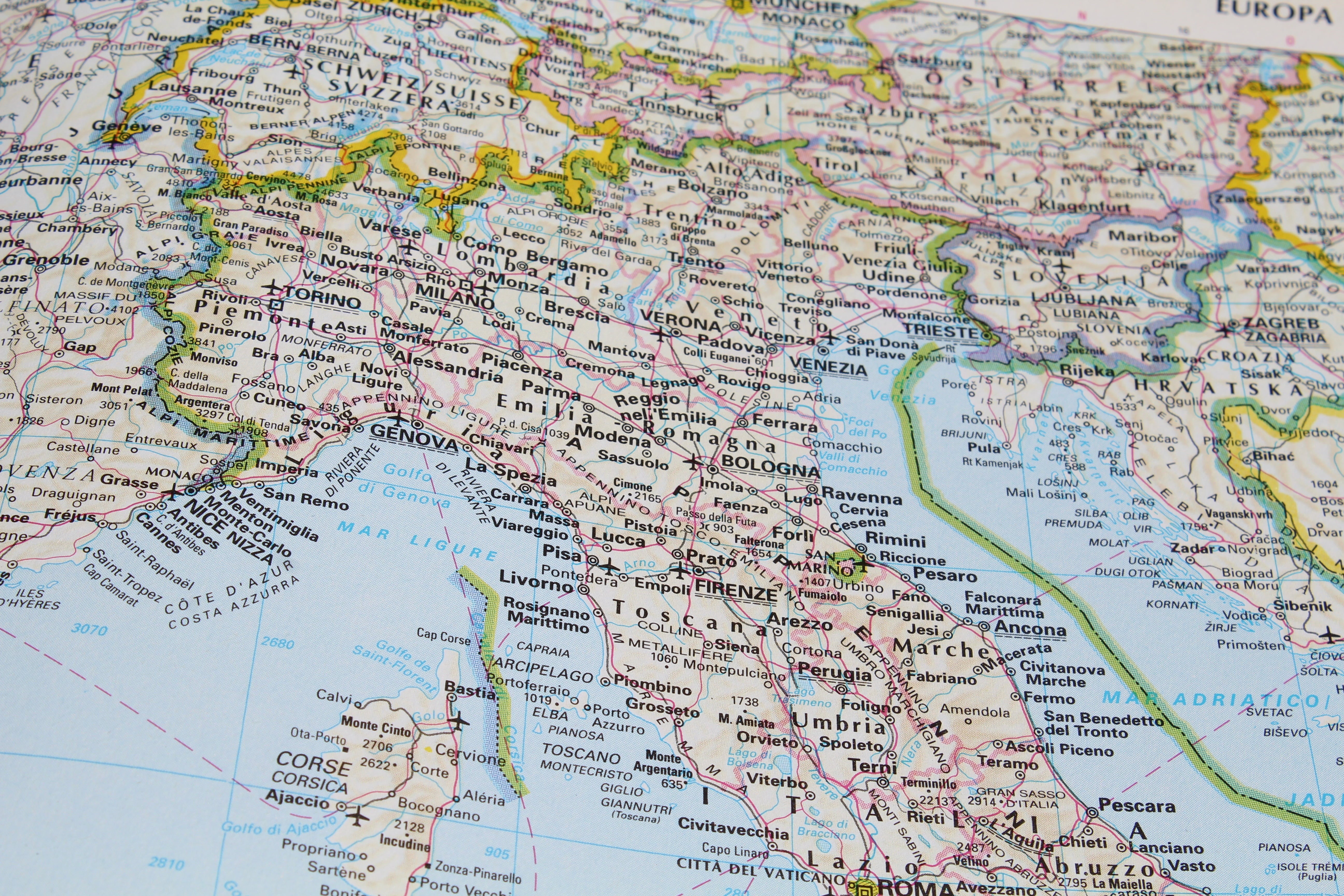 text, macro, physical geography, graphics, western script, nature, northern italy, travel destinations, close-up, geography, backgrounds, map, selective focus, HD Wallpaper