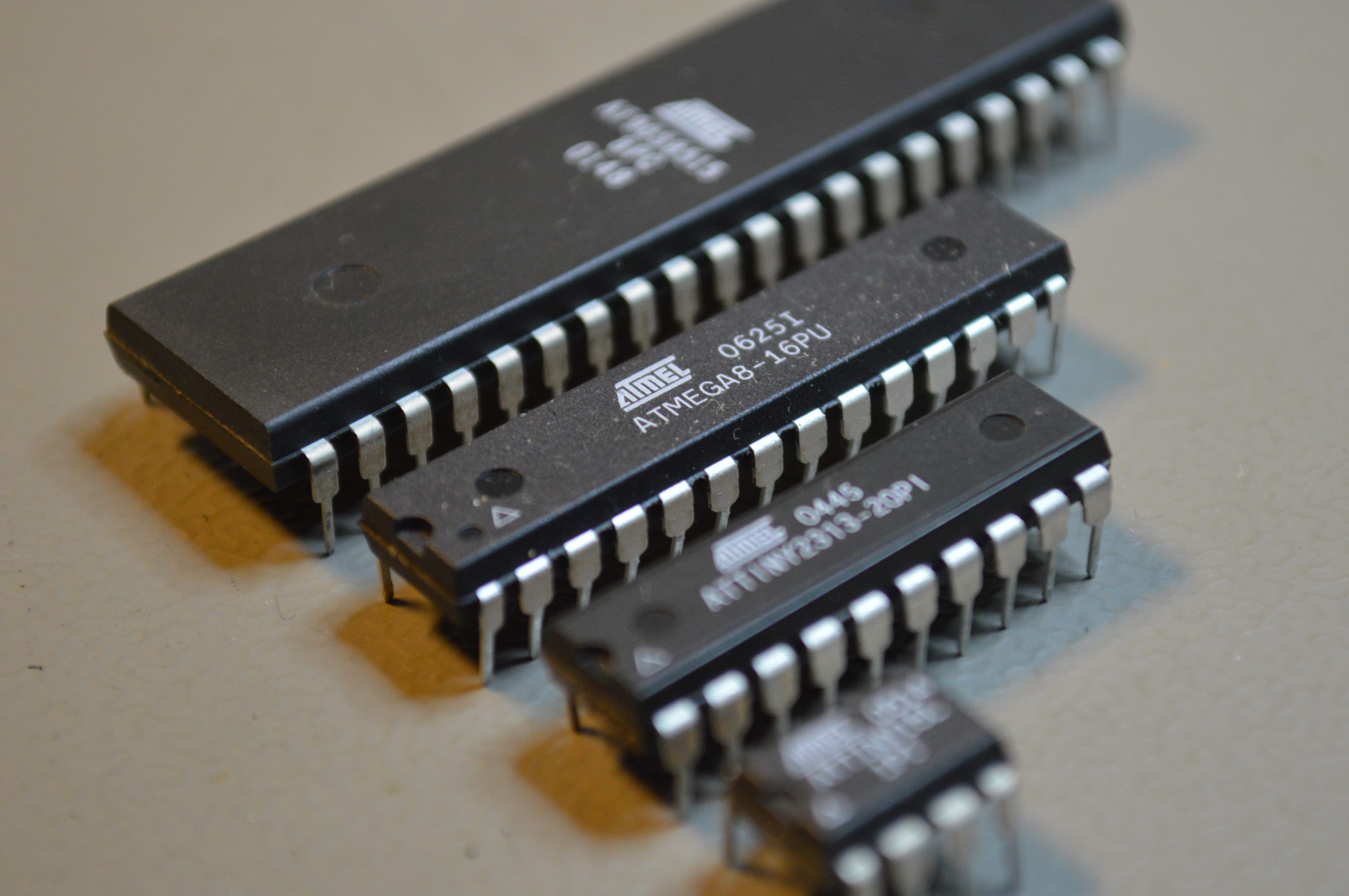 in a row, work tool, electrical component, computer equipment, high angle view, technology, industry, atmel, metal, selective focus, indoors, electrical equipment, HD Wallpaper