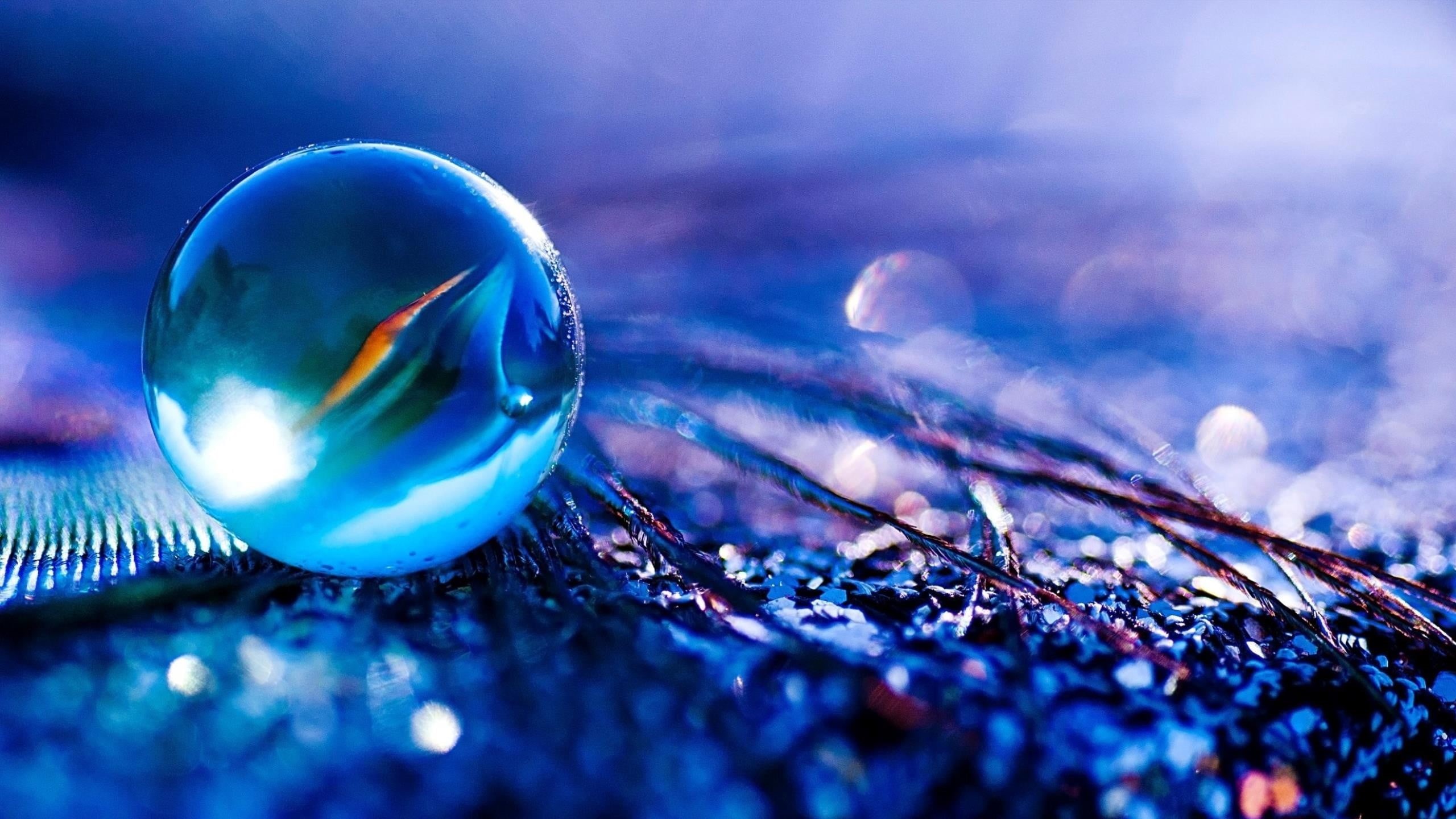 fragility, transparent, sphere, glass - material, selective focus, single object, marbles, outdoors, reflection, bubble, close-up, marble, vulnerability, HD Wallpaper