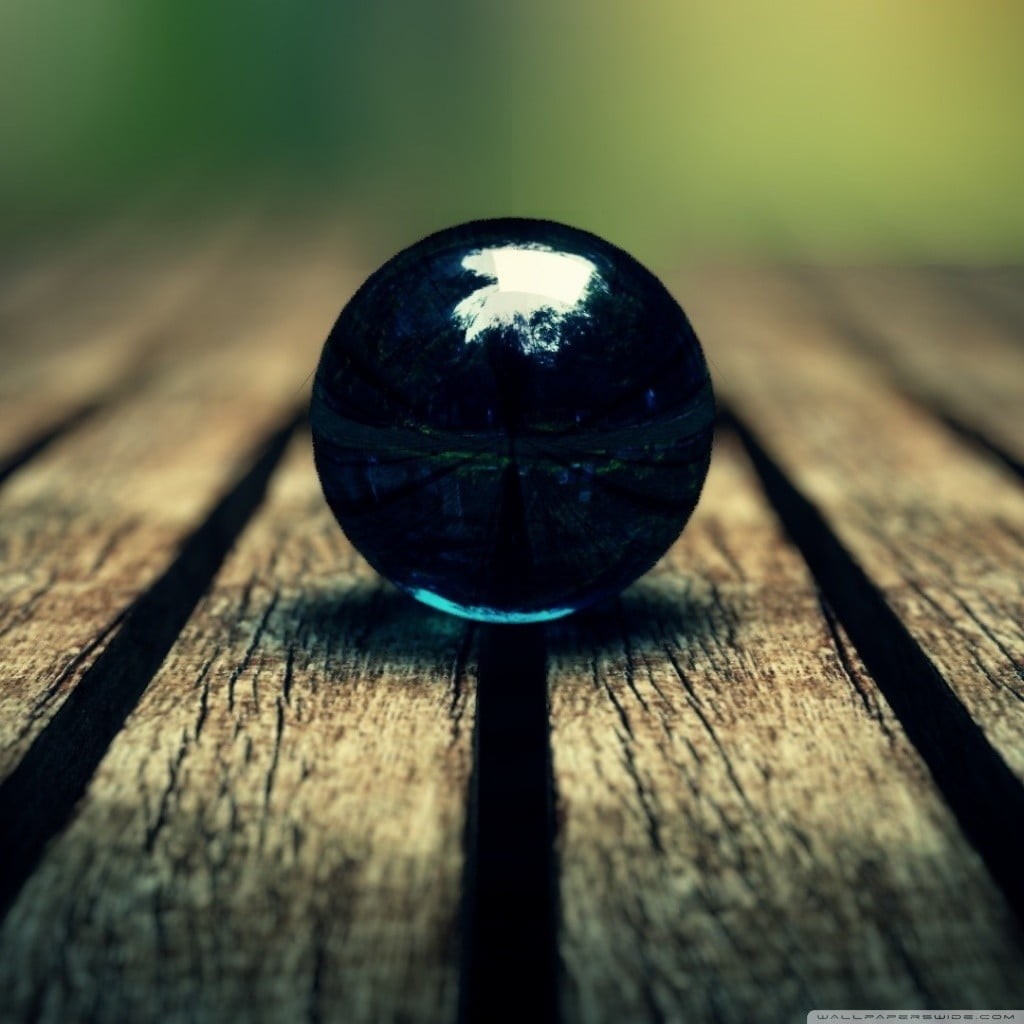 wood grain, dark blue, single object, 480P, reflection, indoors, no people, blue, sphere, device, selective focus, day, geometric shape, macro, marble, Phone HD Wallpaper