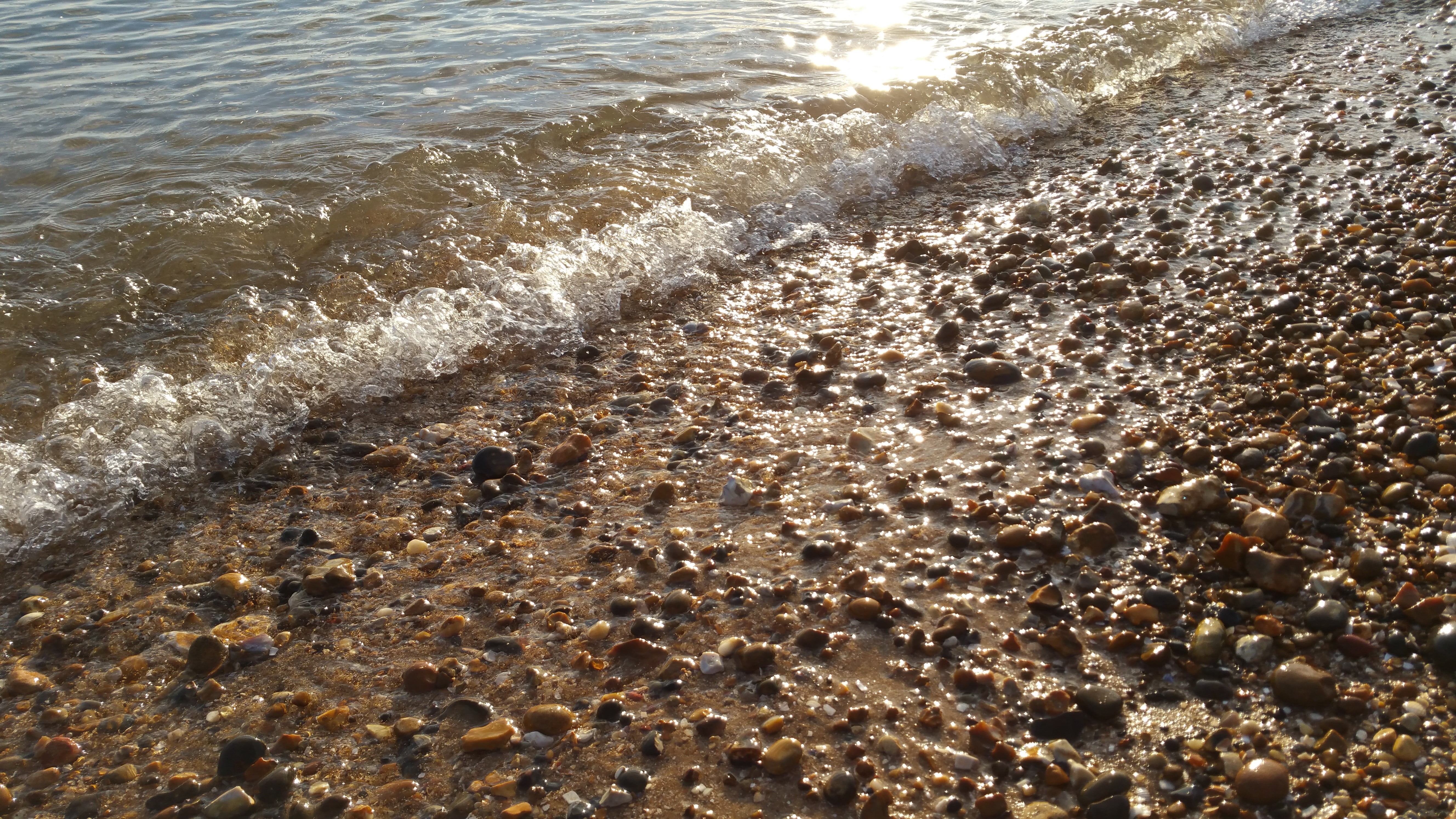 flowing, flowing water, 5K, wave, black, water, nature, sea, motion, surface, sand, no people, pebble, reaching, tranquility, brown, aquatic sport, day, HD Wallpaper
