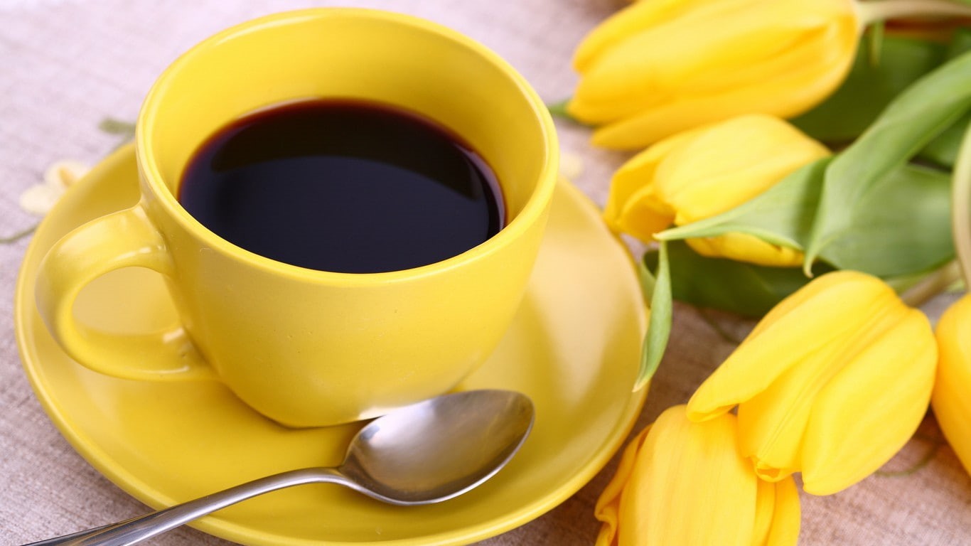 white, coffee, breakfast, saucer, mug, teaspoon, ceramic, flowers, tulips, 720P, yellow, HD Wallpaper