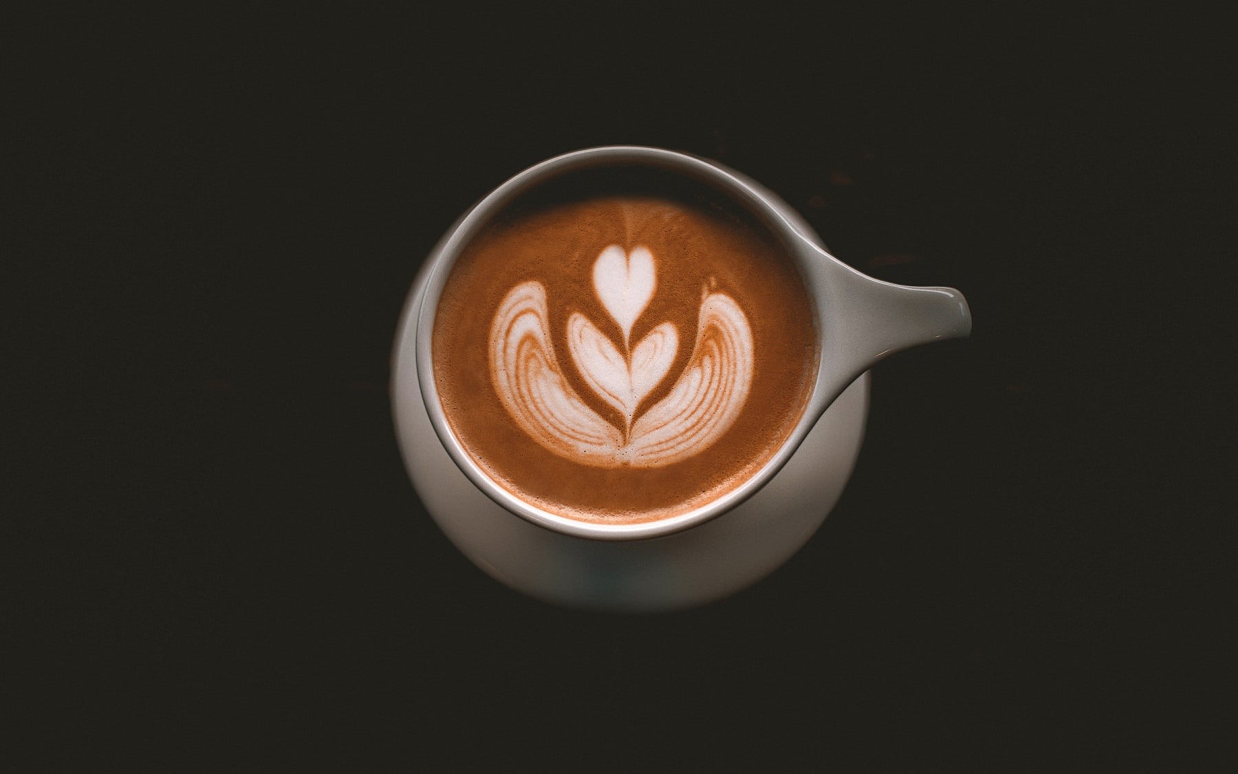 latte, creativity, cappuccino, brown, milk, coffee - Drink, mug, food, positive emotion, still life, drink, coffee, art, foam, no people, studio shot, breakfast, HD Wallpaper