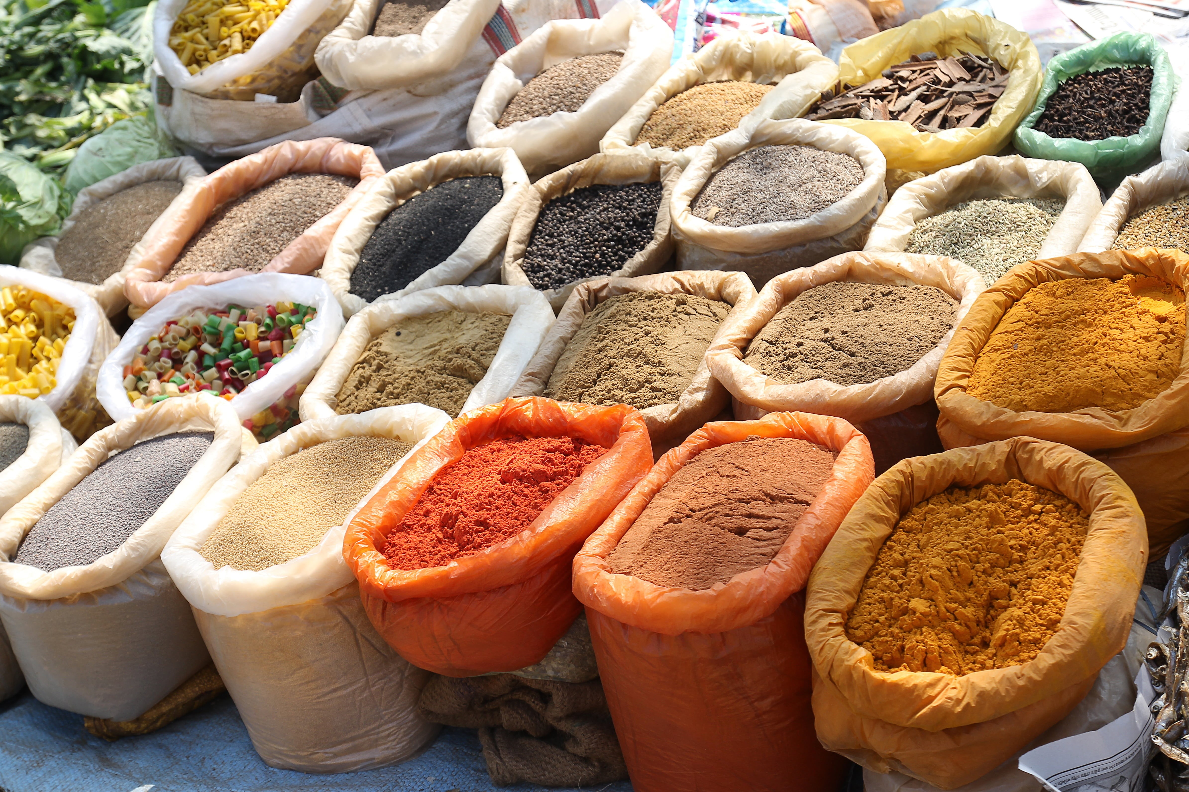 cuisine, cook, aromatic, variation, aroma, 4K, market stall, high angle view, cooking, food, dry, assorted, order, no people, sack, spice, spices, freshness, HD Wallpaper