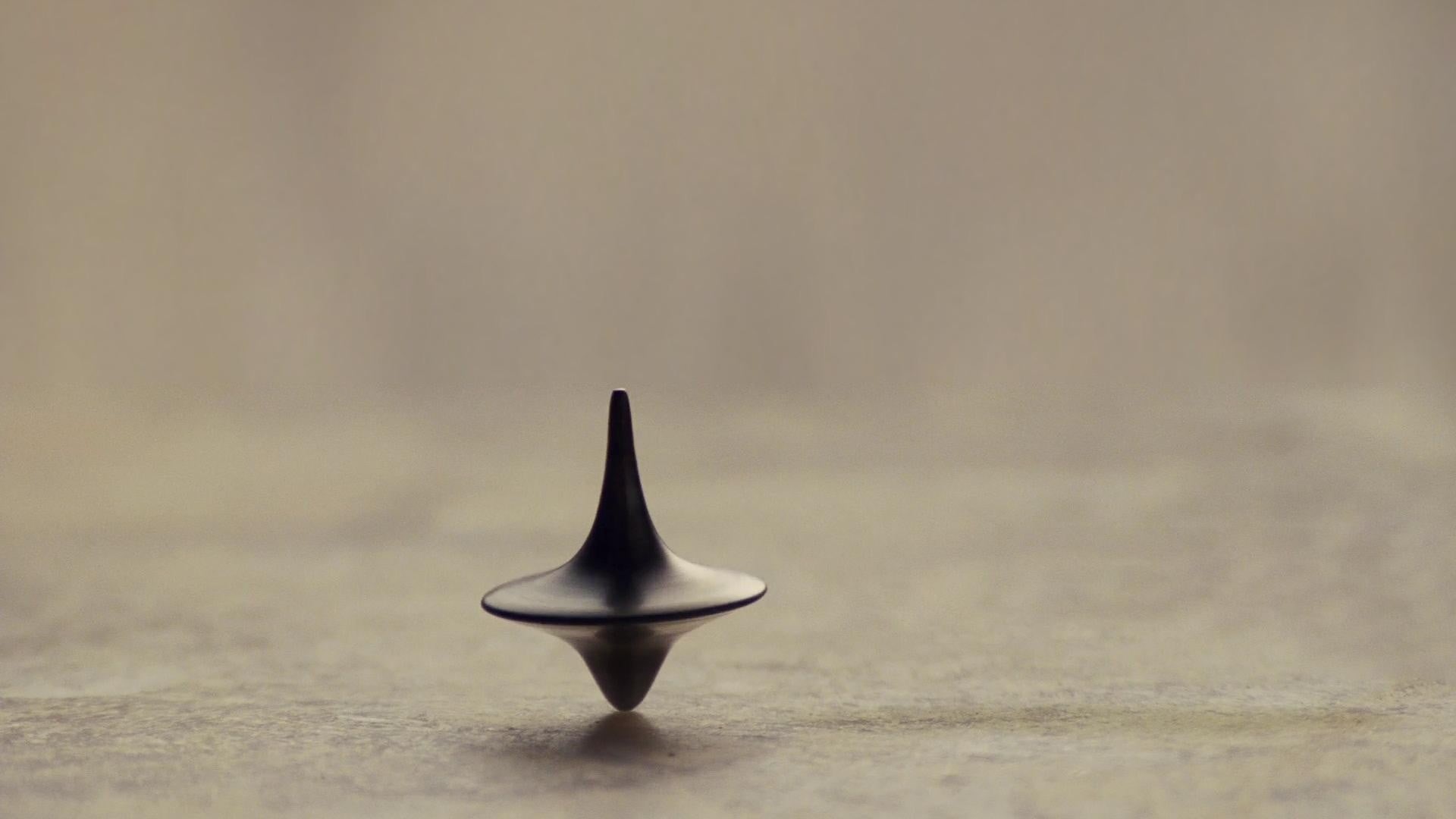metal, close-up, totem, table, simplicity, absence, focus on foreground, top, spinning, single object, still life, indoors, day, motion, studio shot, man made object, HD Wallpaper