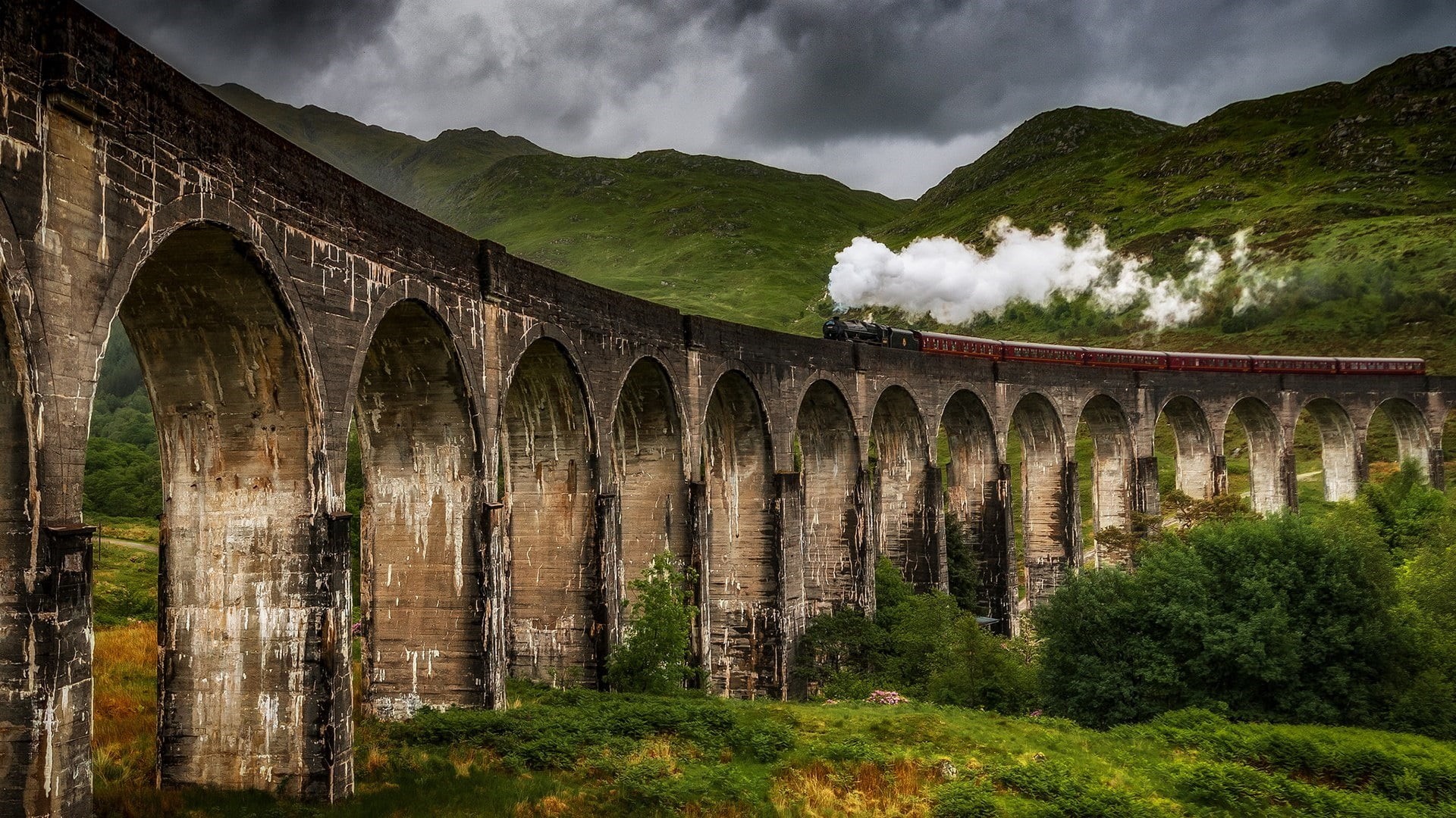 photography, nature, viaduct, grass, plant, cloudy, transportation, scotland, historic site, cloud - sky, glenfinnan, arched, mountain, railway bridge, HD Wallpaper
