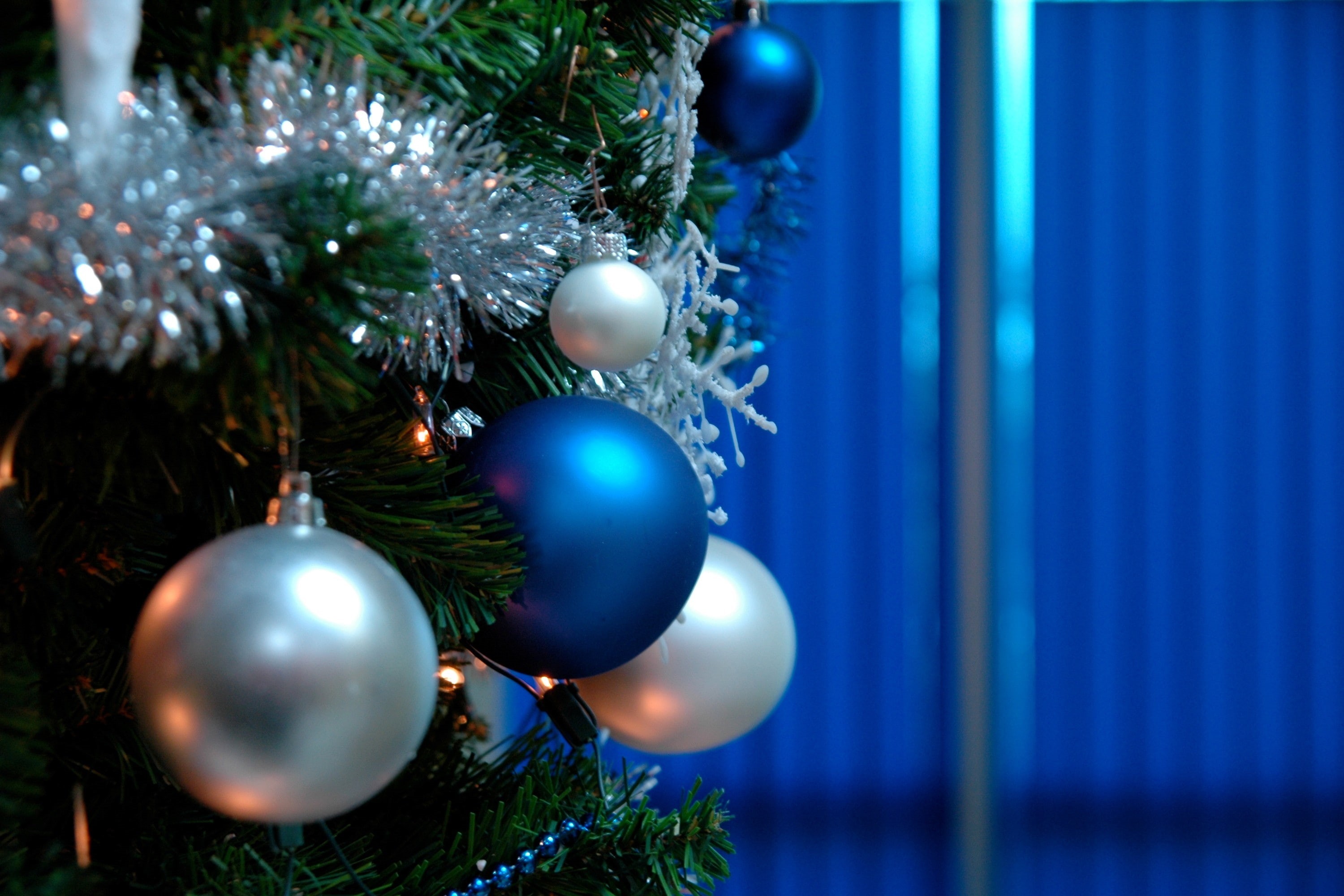 Holiday, fir-tree, toys, spruce, decorations, ball, New Year, Christmas, christmas decorations, 2K, HD Wallpaper