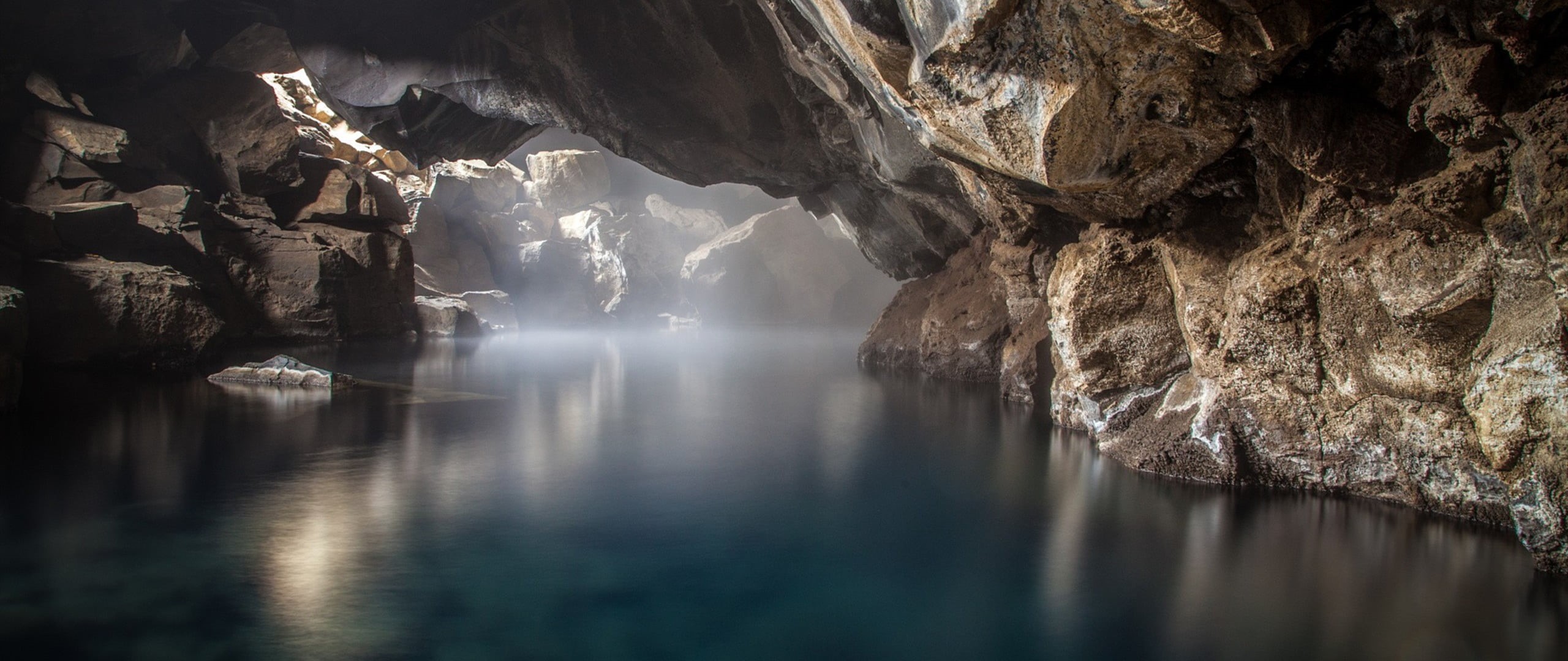 rock, physical geography, ultra-wide, outdoors, nature, scenics - nature, waterfront, non-urban scene, reflection, black, textile, water, rock formation, HD Wallpaper