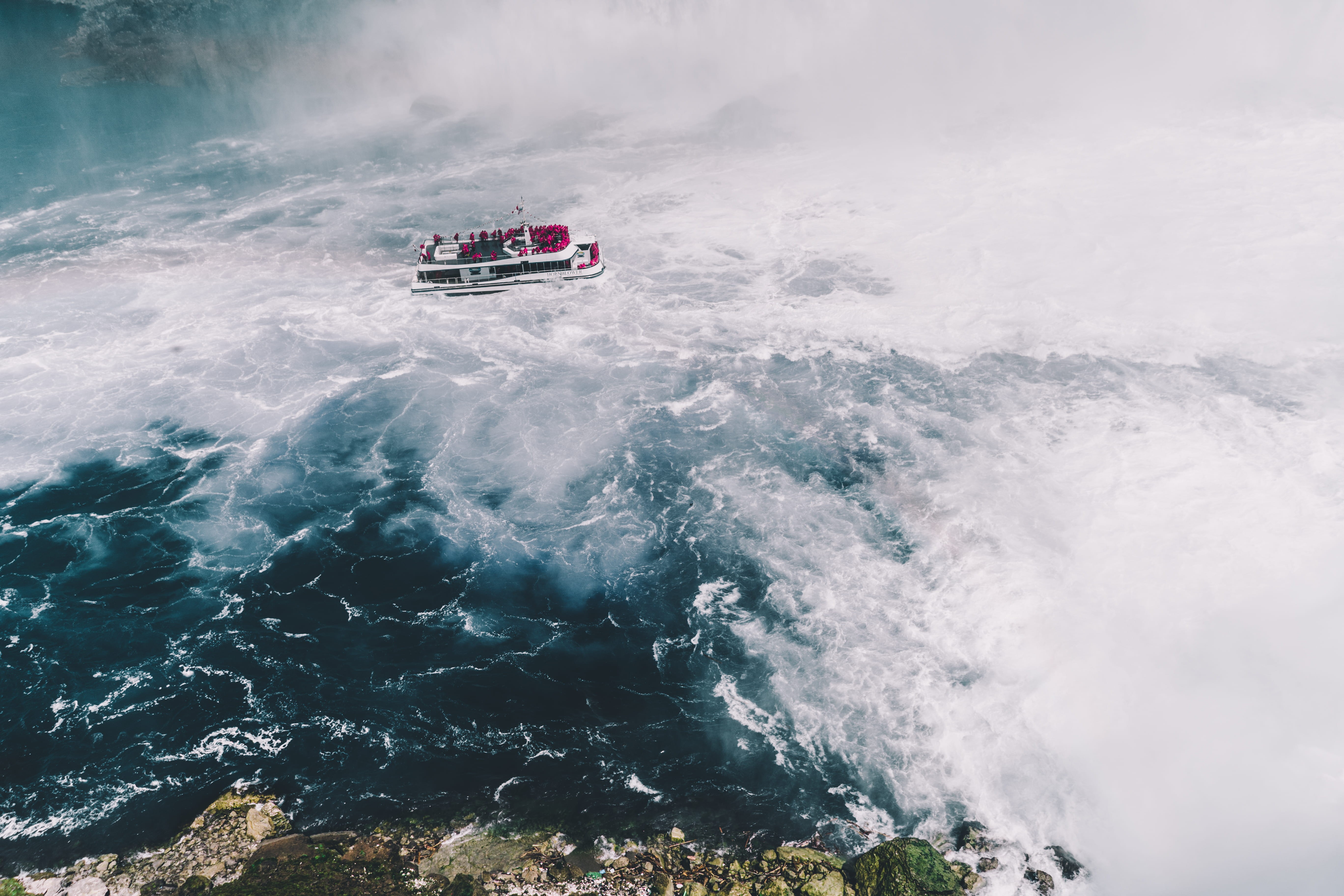 niagara, power in nature, nature, day, motion, people, white, niagara falls, body, scenics - nature, ocean, tourist attraction, mode of transportation, HD Wallpaper