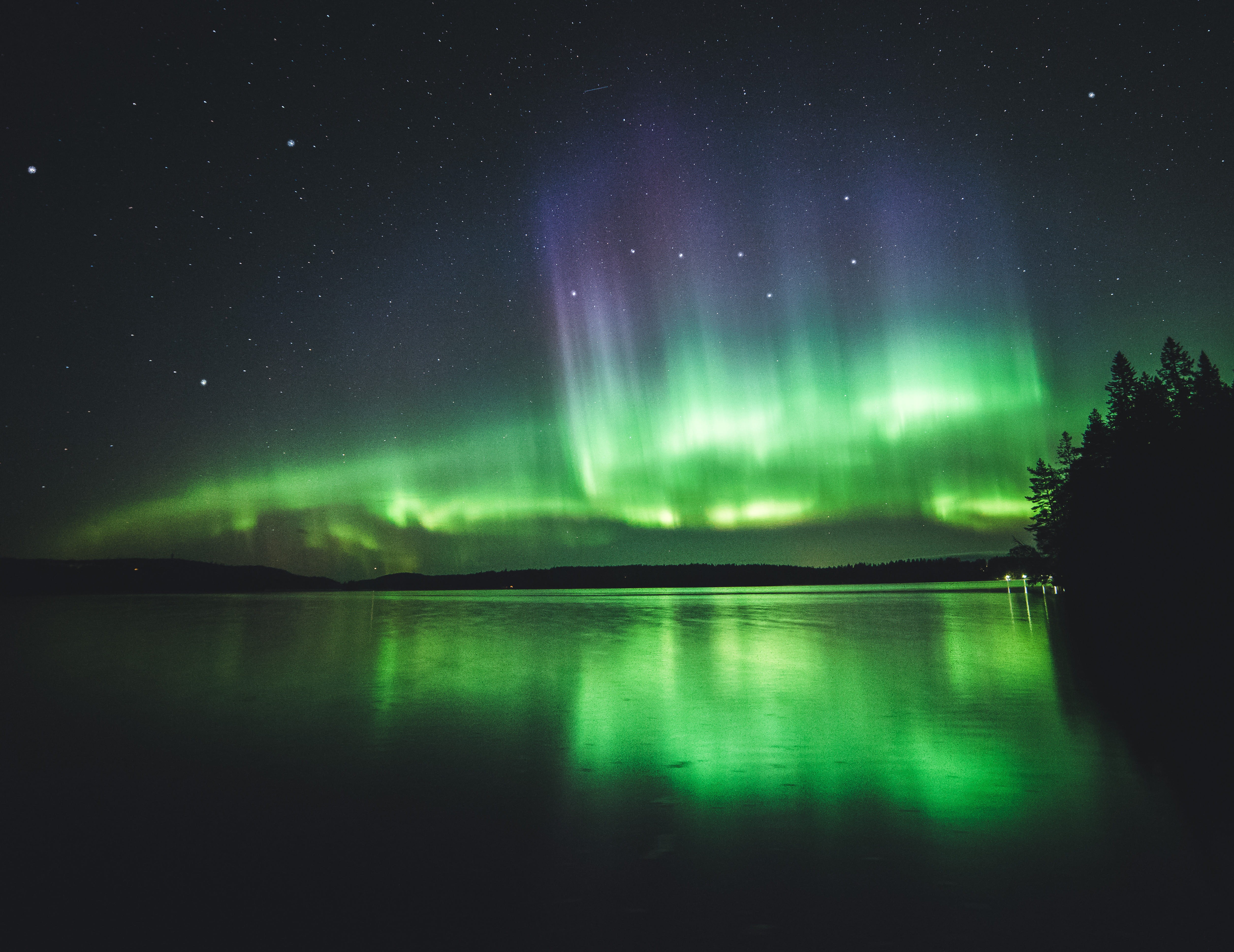 color, colorful, astronomy, green, atmosphere, reflection, astro, star, starry, aurora polaris, beauty in nature, idyllic, water, tranquility, northern light, HD Wallpaper