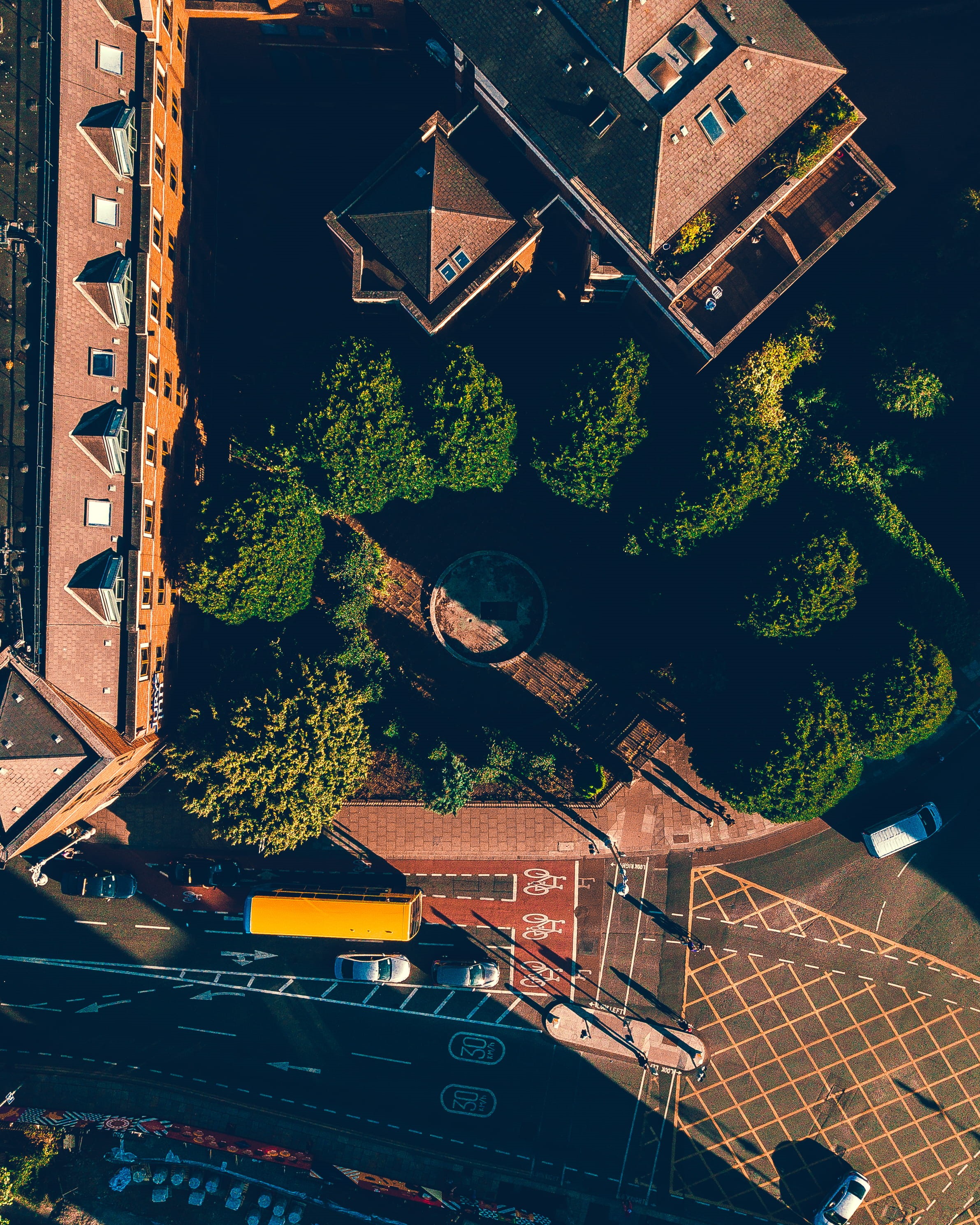 13 christchurch pl, town, aerial, no people, photo, building, shadow, road, ireland, green, growth, high angle view, architecture, traffic, bell tower, Phone HD Wallpaper