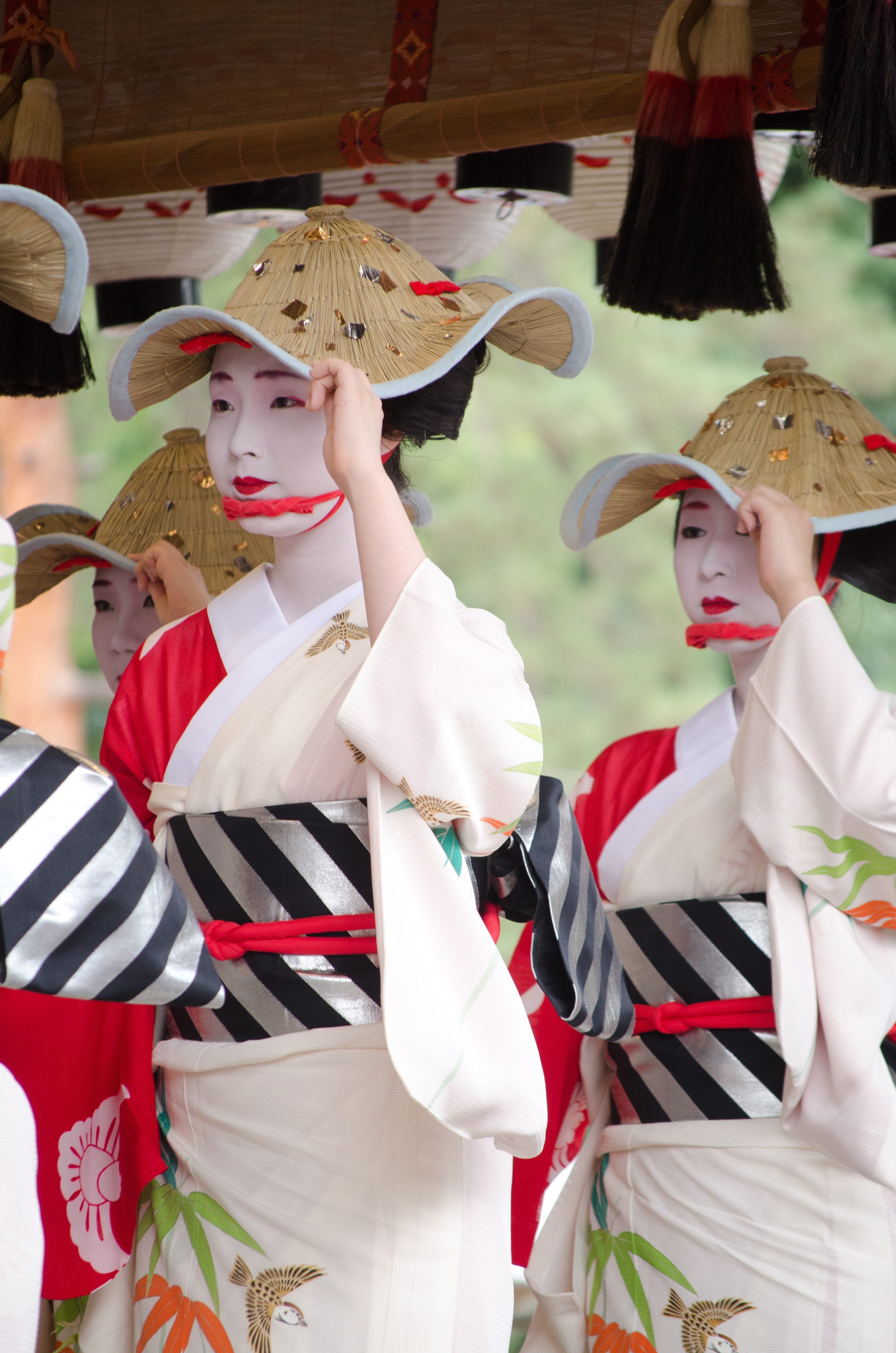 festival, asia, maiko-san, adults only, asian, event, japan, traditional clothing, ancient, celebration, day, tradition, gion, white, mask, costume, human representation, Phone HD Wallpaper