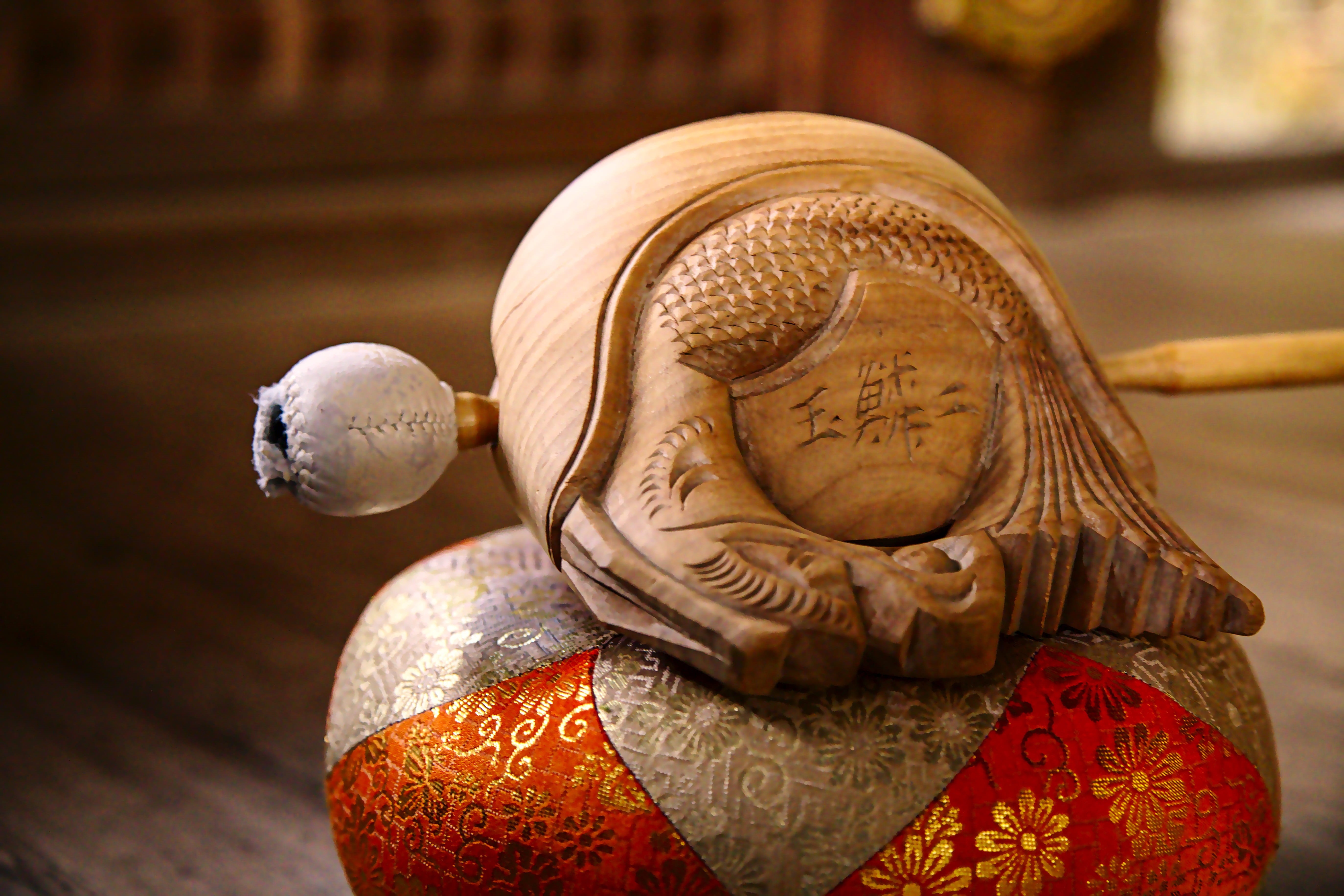 decoration, gion, fish drum, human representation, single object, antique, representation, focus on foreground, history, zen, statue, celebration, indoors, HD Wallpaper
