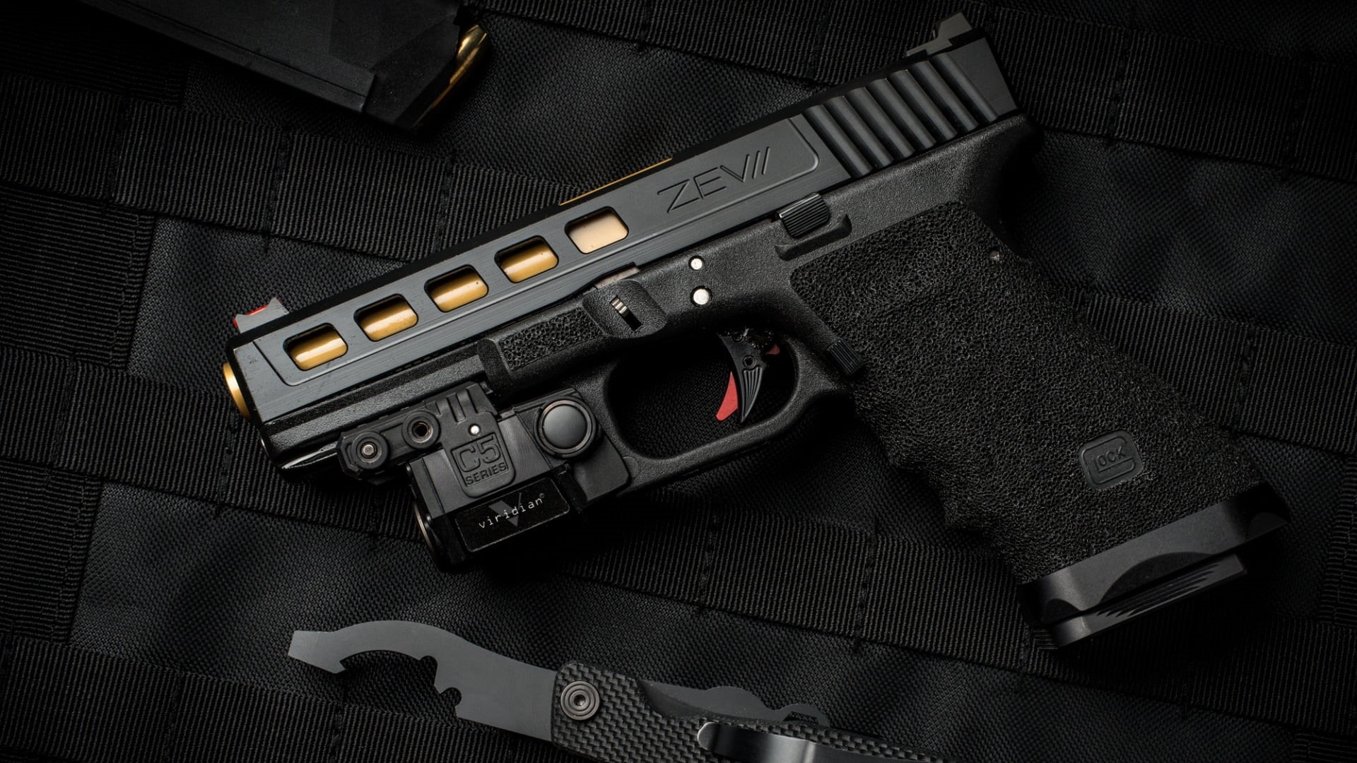 electrical equipment, black color, custom, weapon, still life, aggression, communication, pistol, security, protection, high angle view, no people, indoors, HD Wallpaper
