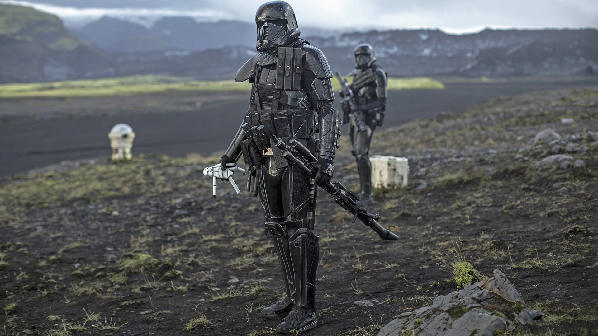 nature, security, weapon, Star Wars, safety, star, Rogue One: A Star Wars Story, government, land, landscape, army soldier, gun, screenshot, still, special forces, HD Wallpaper
