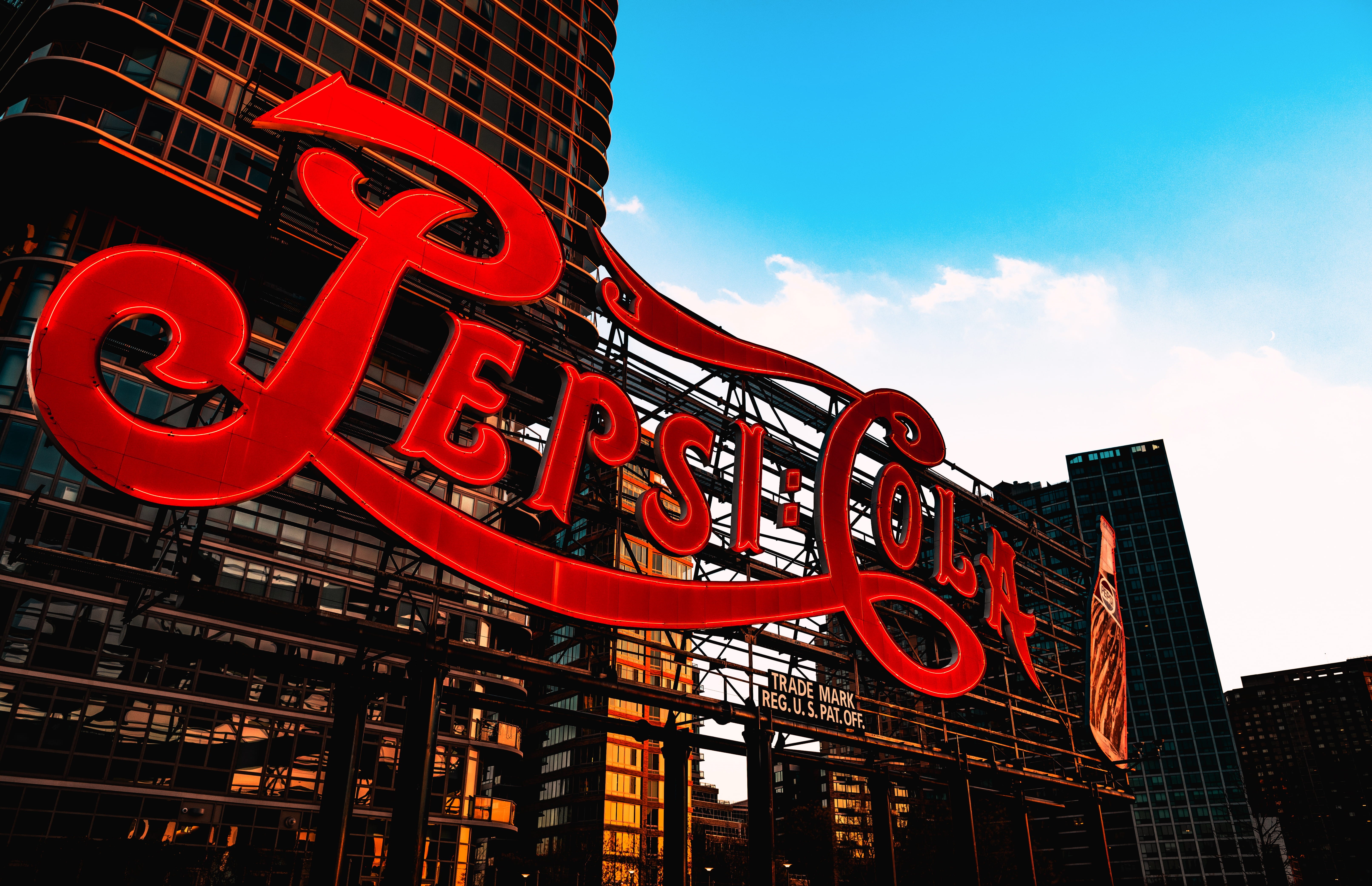 nightlife, cola, building exterior, symbol, sign, day, capital letter, word, nature, logo, amusement park, architecture, illuminated, communication, united states, HD Wallpaper