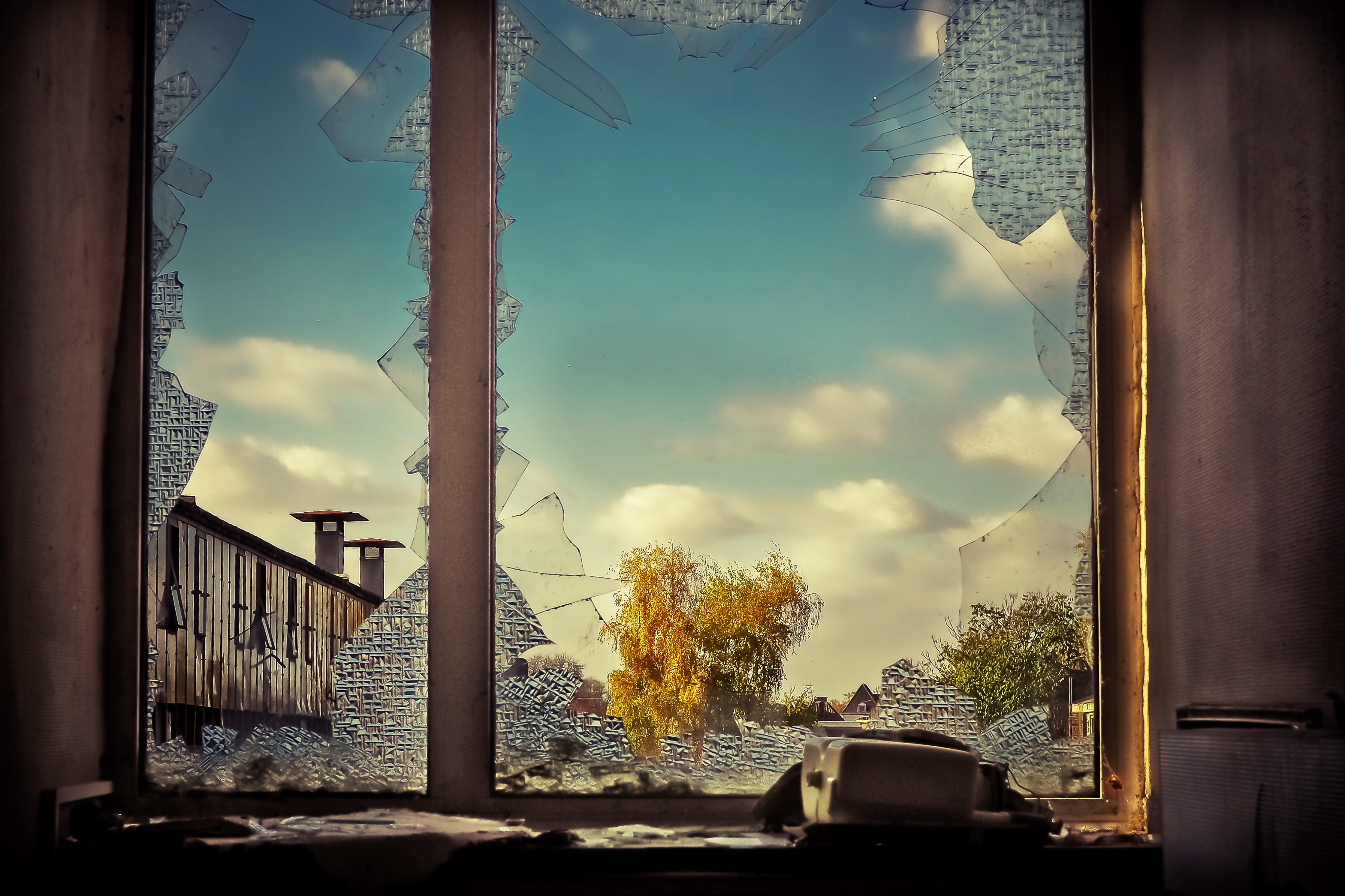stock, decay, stairs, daytime, no people, cloud - sky, ailing, leave, lost places, outdoors, graffiti, sunlight, built structure, contrast, gloomy, history, HD Wallpaper